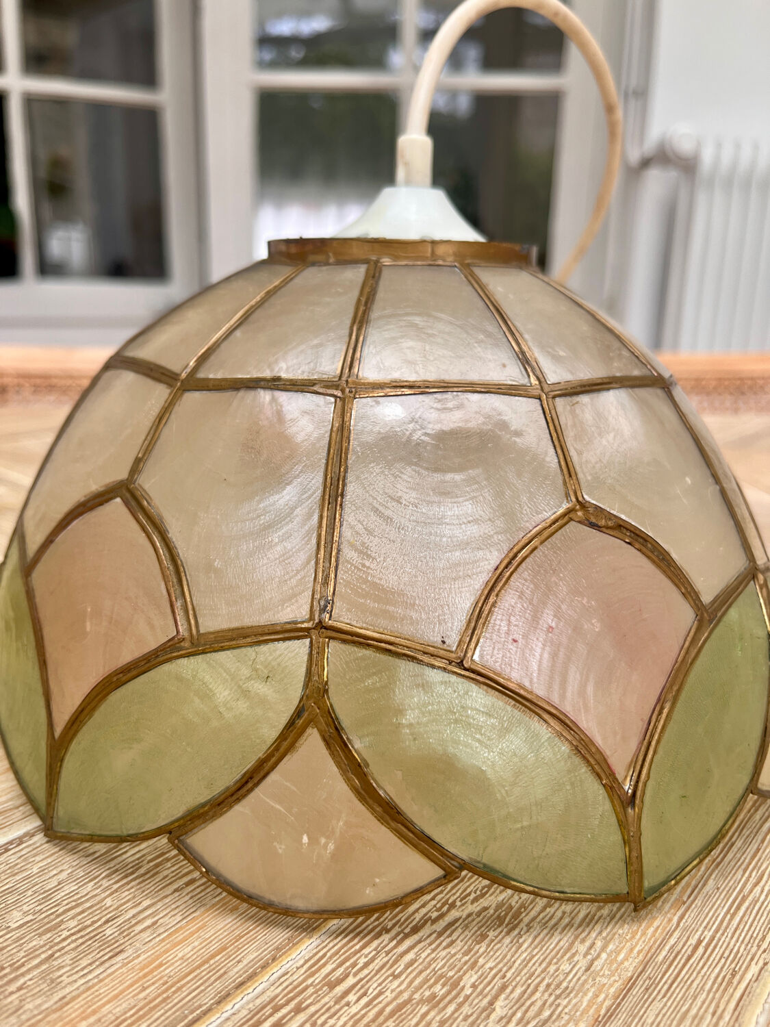 Mother-of-pearl pendant - Rose button