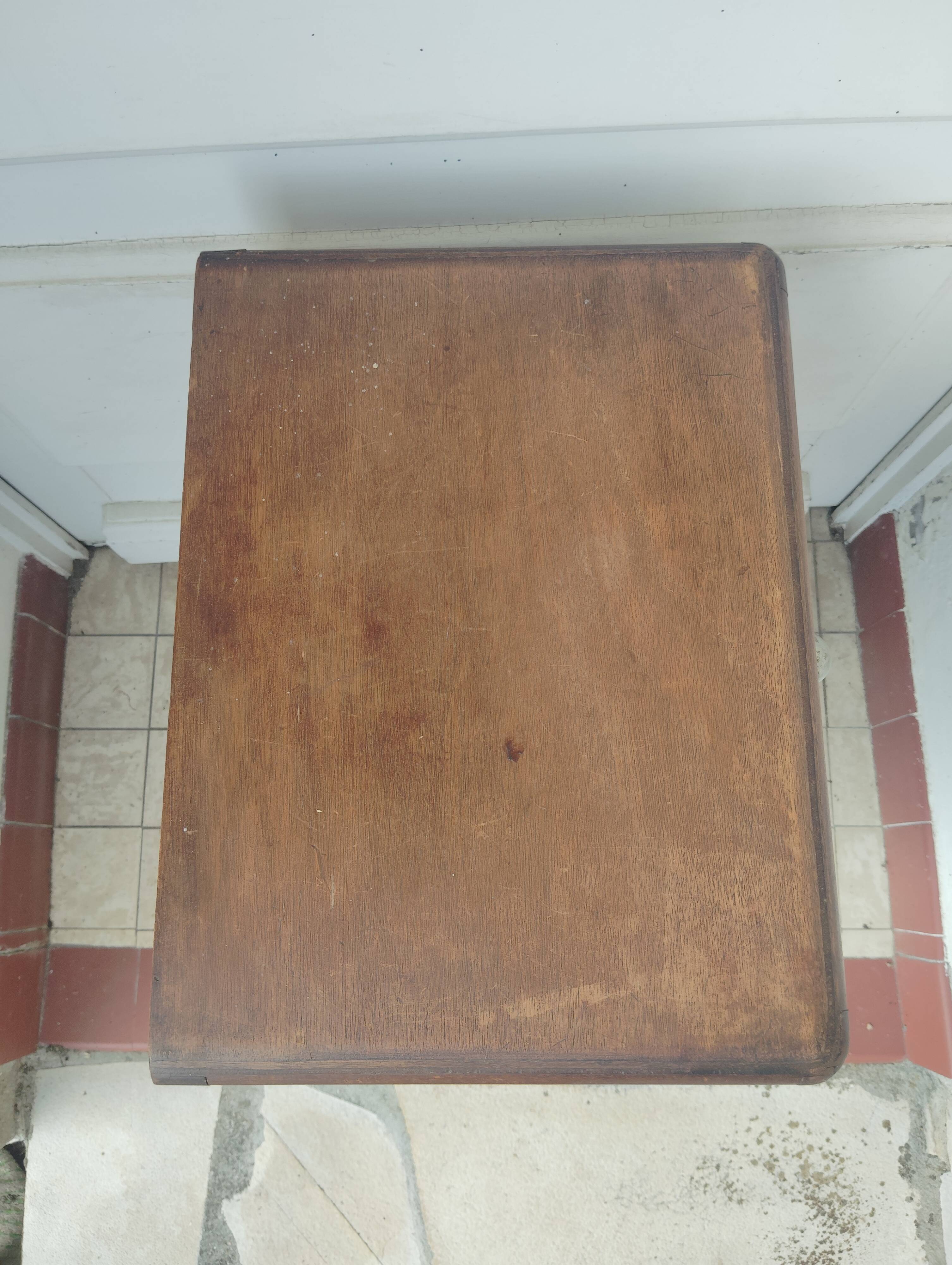 Art Deco bedside table/Mado