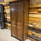 Small antique wardrobe from the early 19th century.