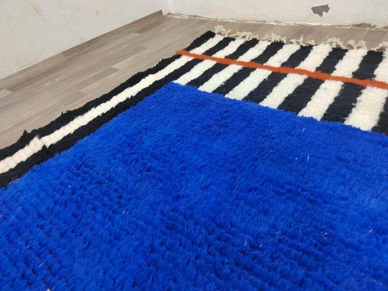 Azilal rug woven in wool 250cmx150cm