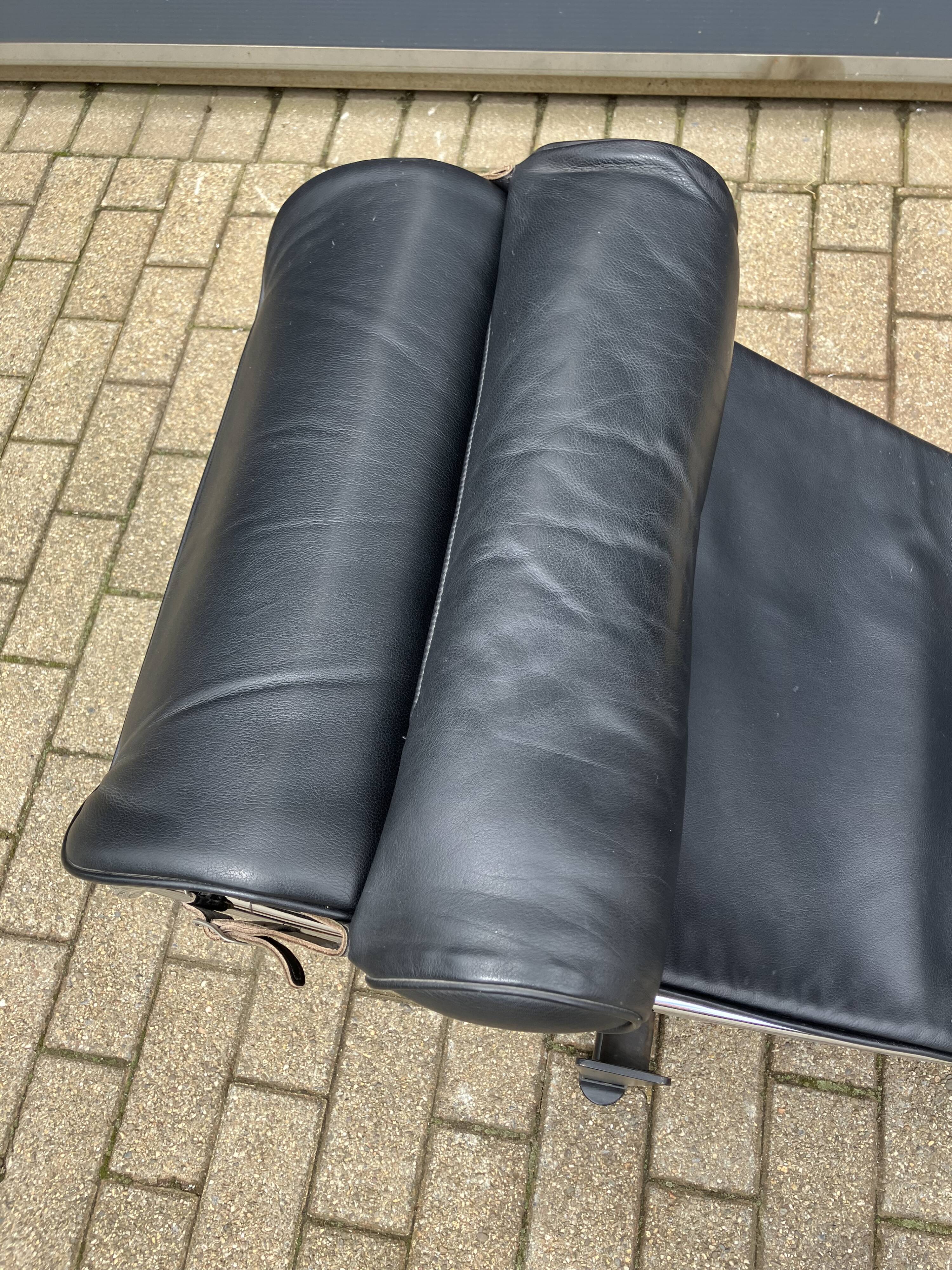 Cassina Lc4 Le Corbusier chaise longue