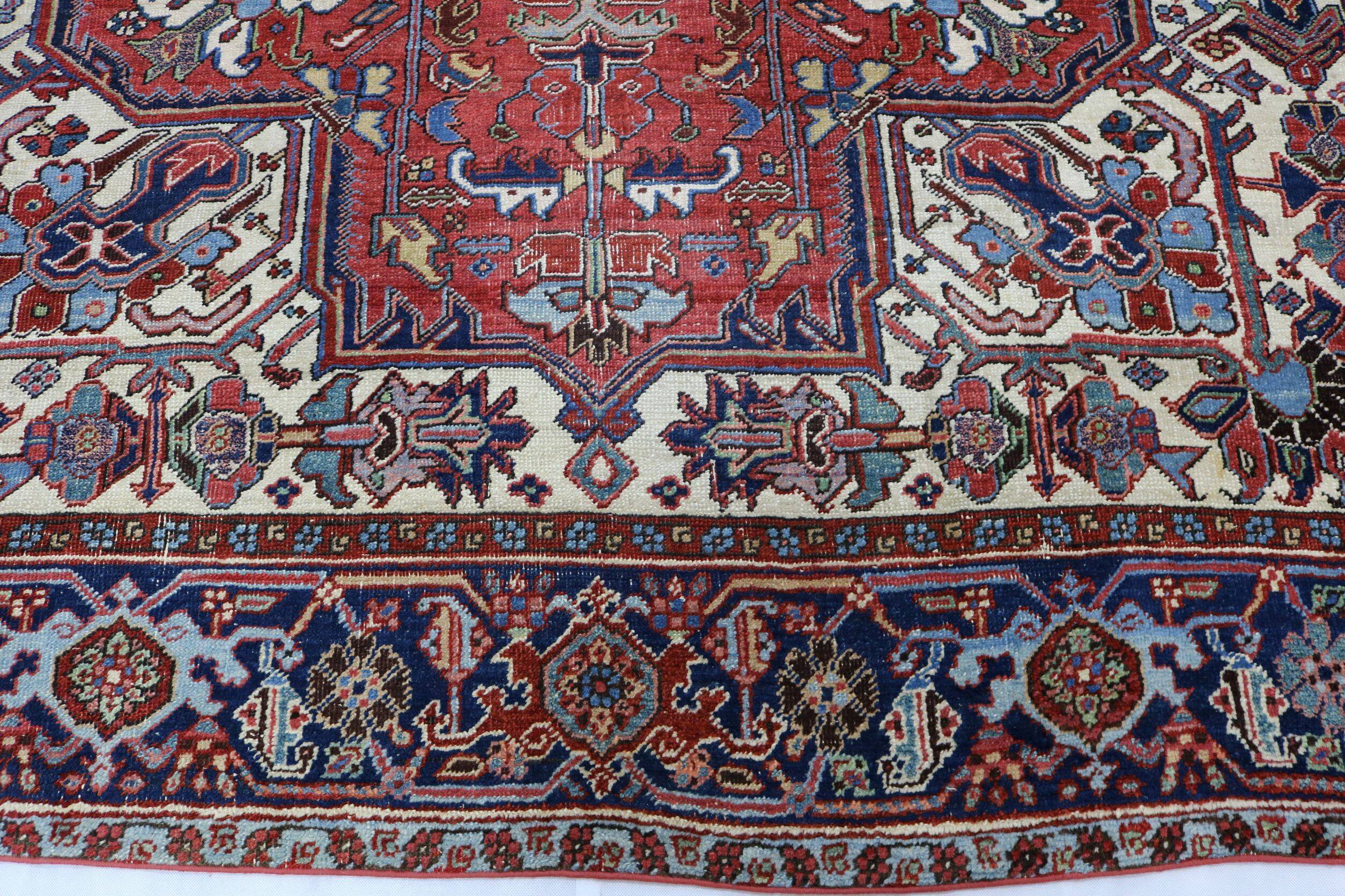Handmade heriz rug