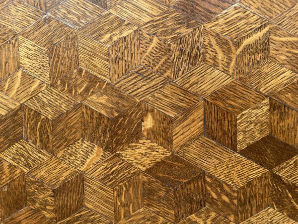 Bureau de ministre en chêne massif avec marqueterie années 1930