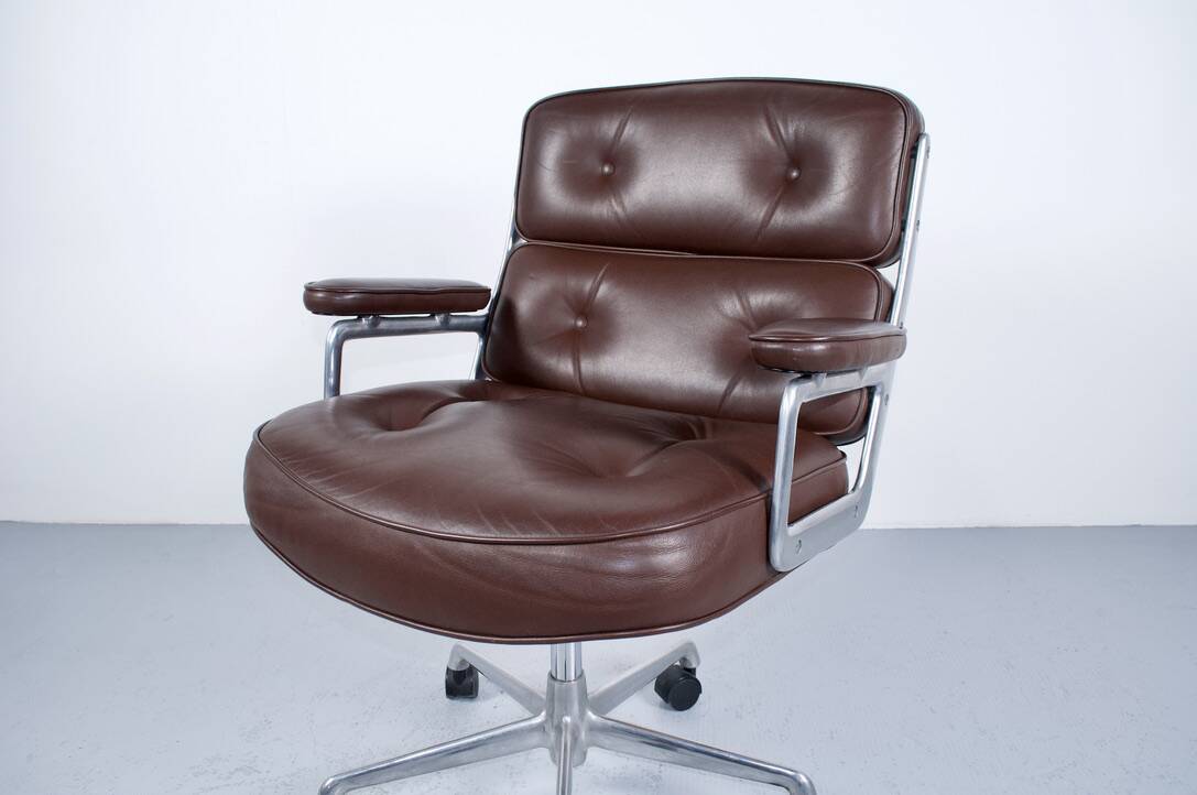 Fauteuil Lobby Chair ES 104 Eames années 70
