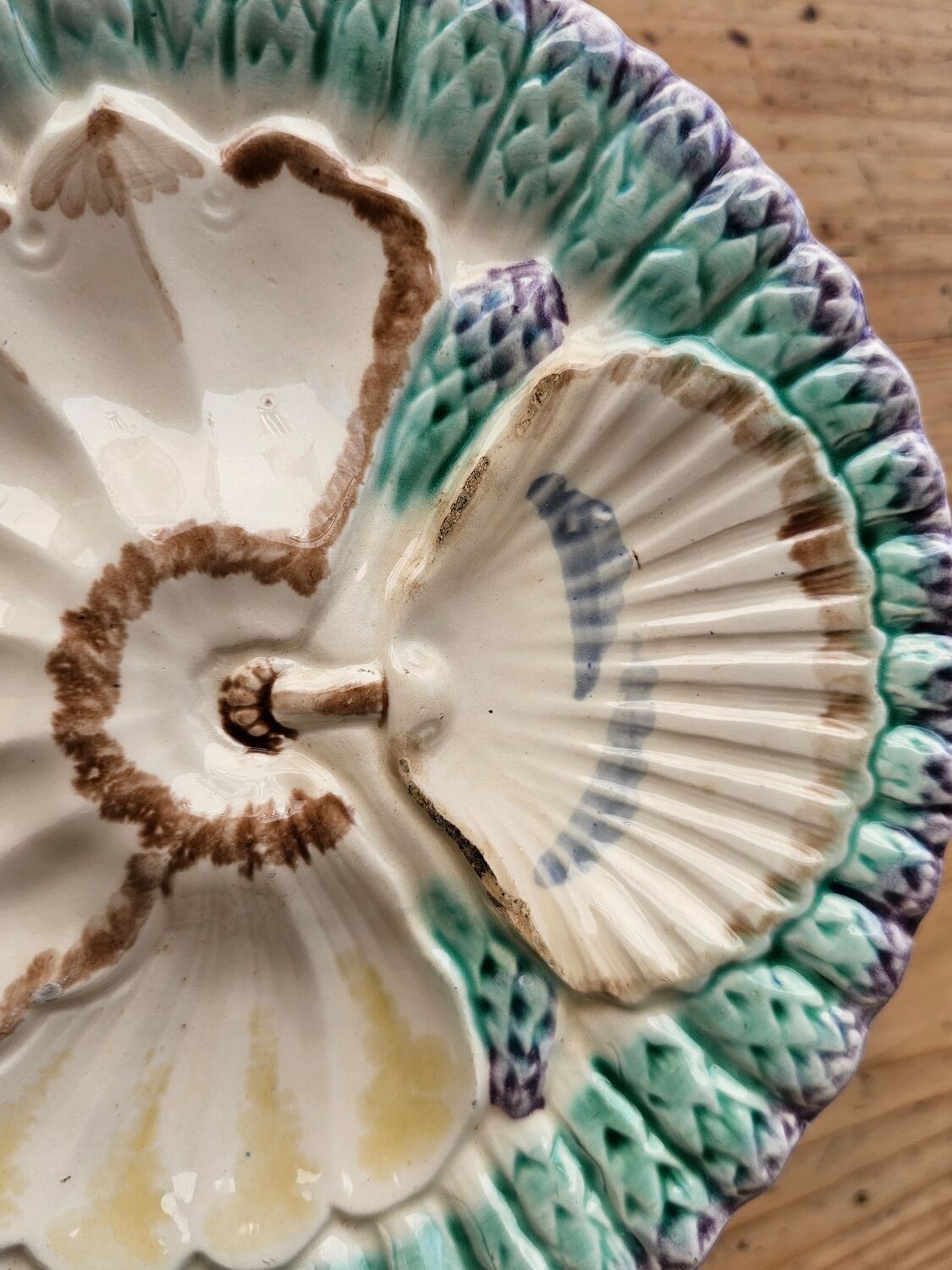 Longchamp Terre de Fer asparagus plates