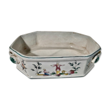 Midtable XVIIIth century decoration to the chinese faience de marseille signed vp for veuve perrin