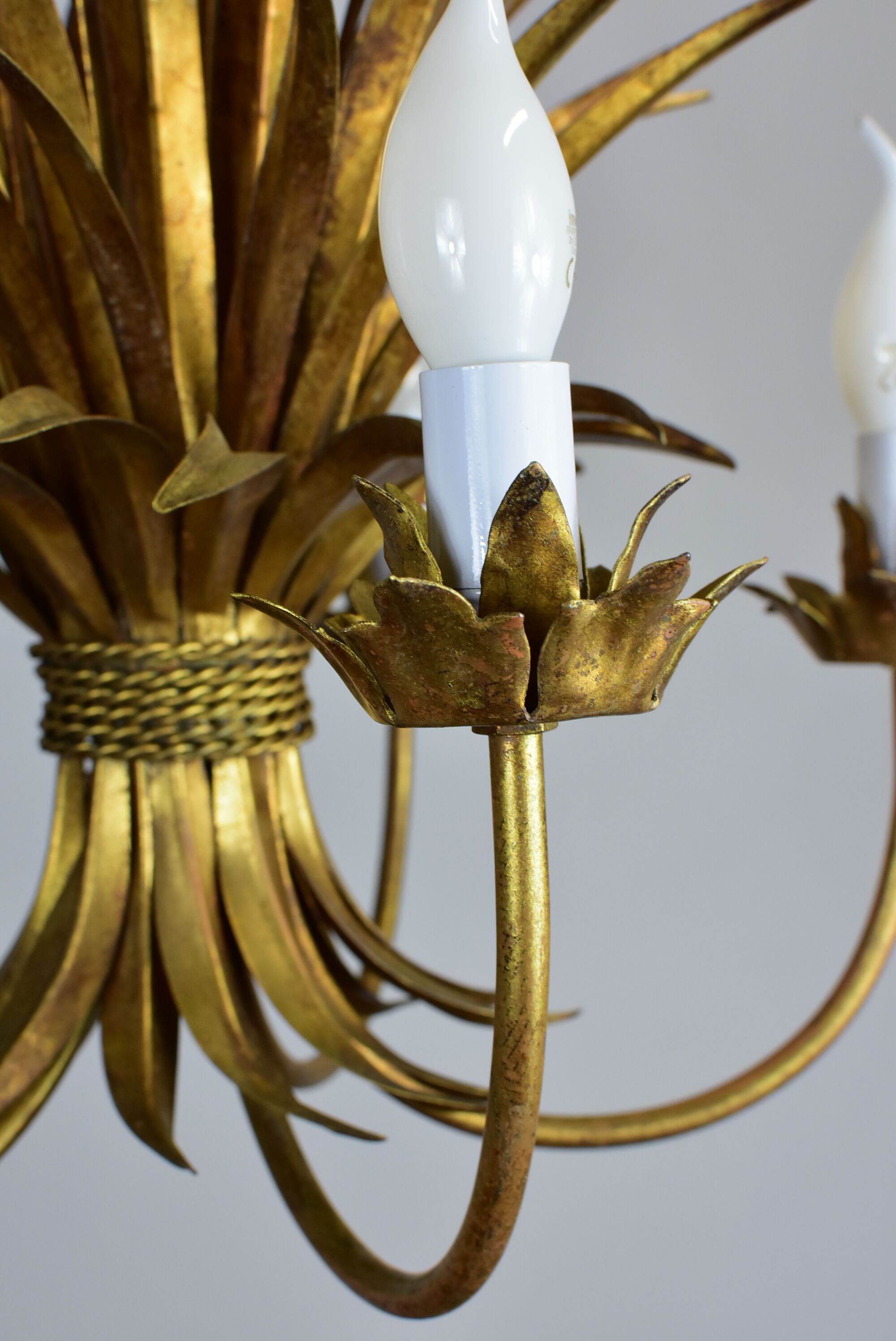 Wheat ear golden chandelier 5 branches.