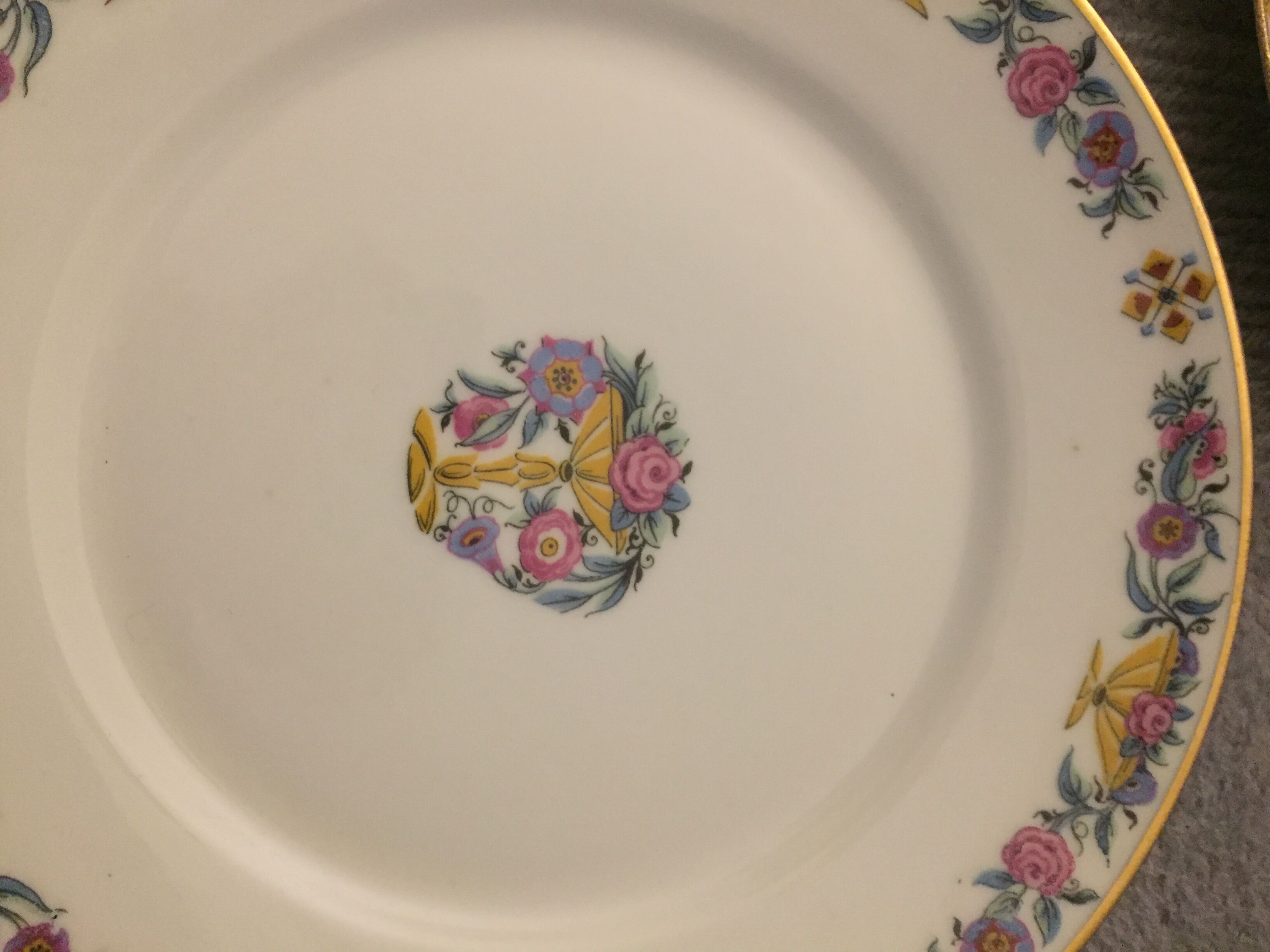 4 plates or old