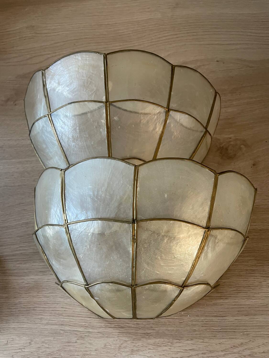 Pair of mother-of-pearl wall lights