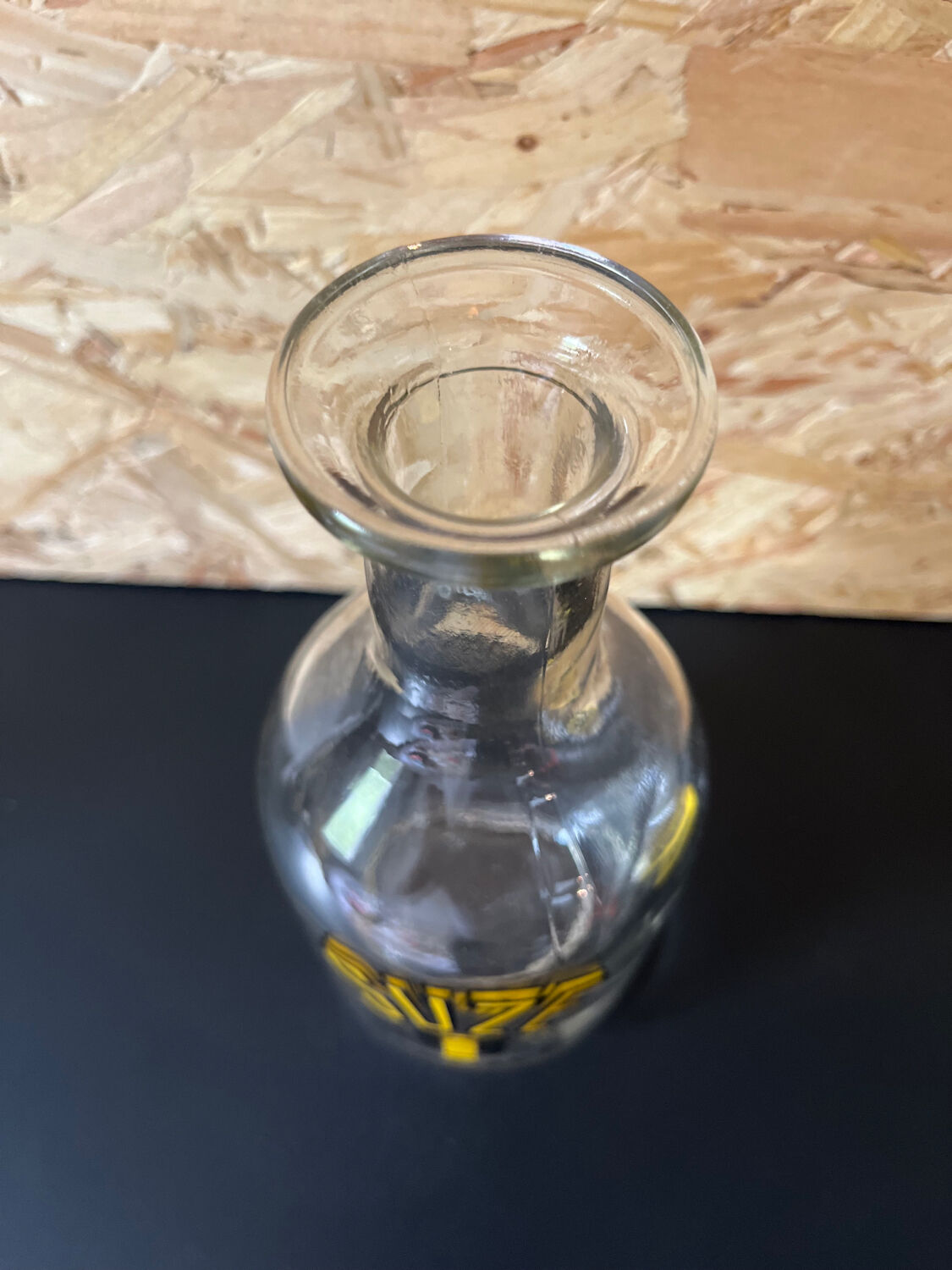 Suze decanter and ashtray