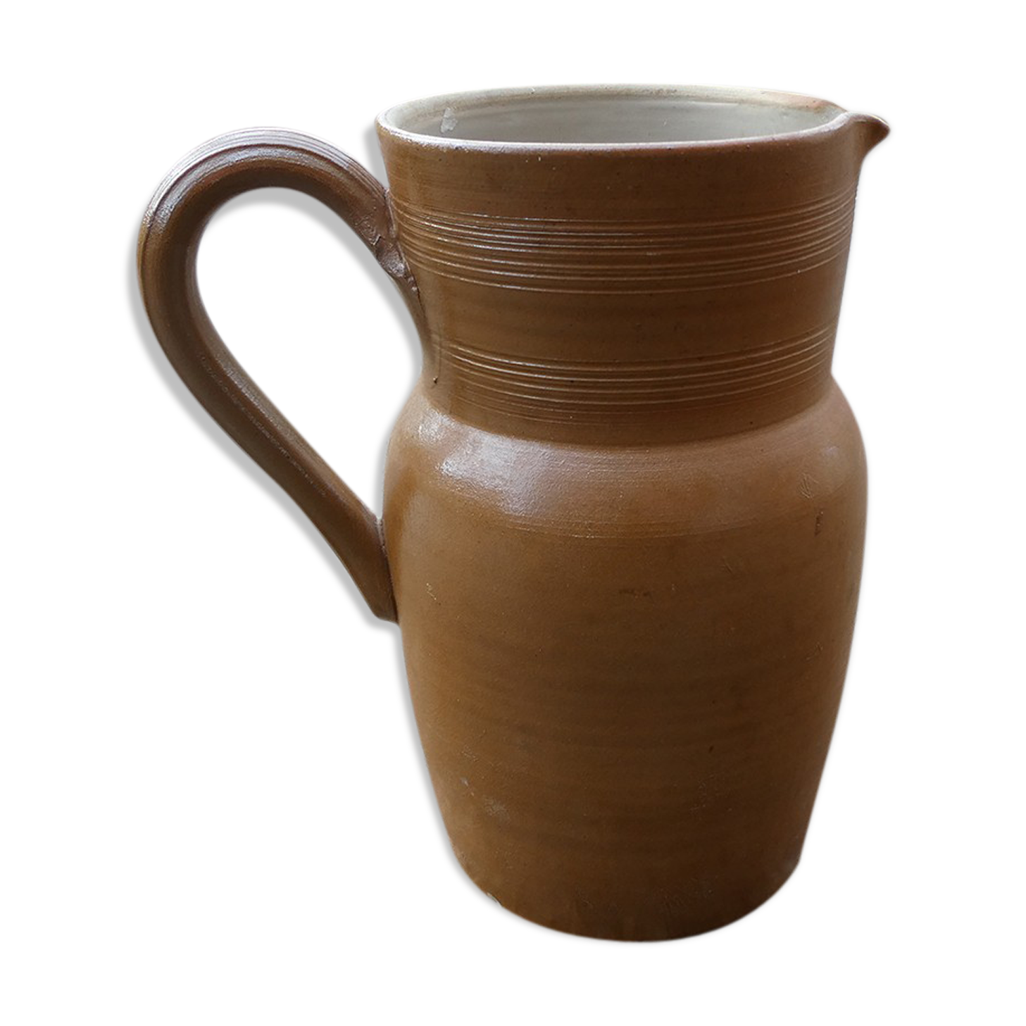 Vintage Berry sandstone pitcher
