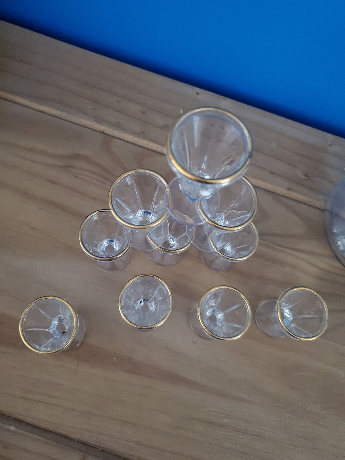 Lot 10 shot glasses