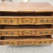 Commode arbalète de style Louis XV 3 tiroirs en noyer