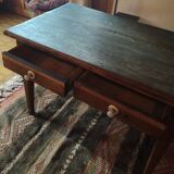 Farm table