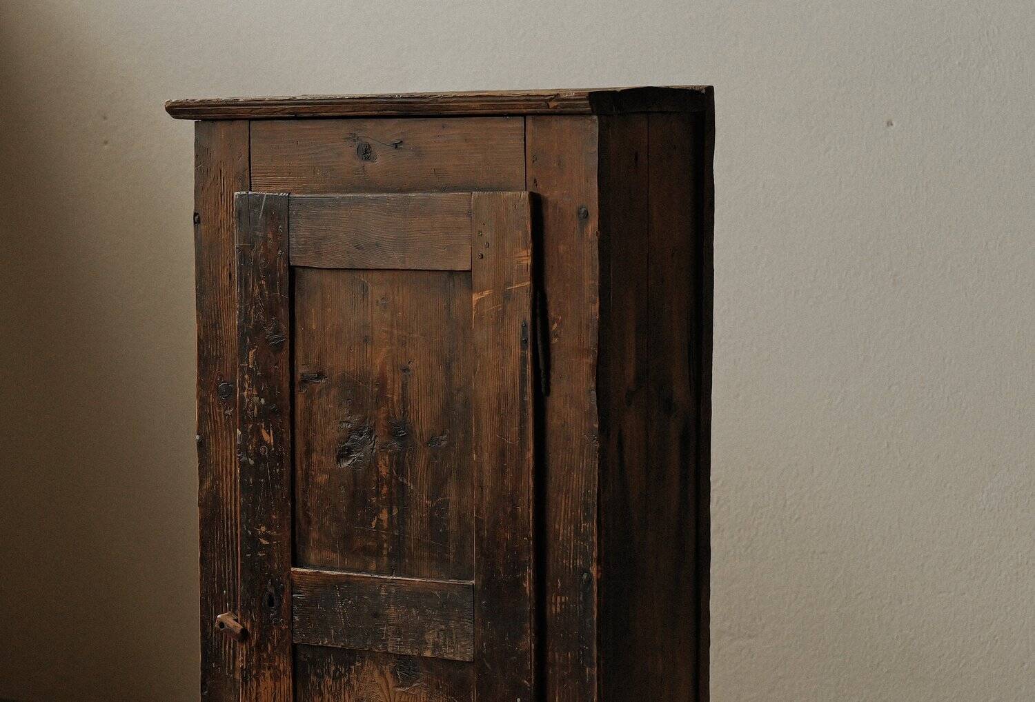 One-door cabinet, folk art, Auvergne, 19th century