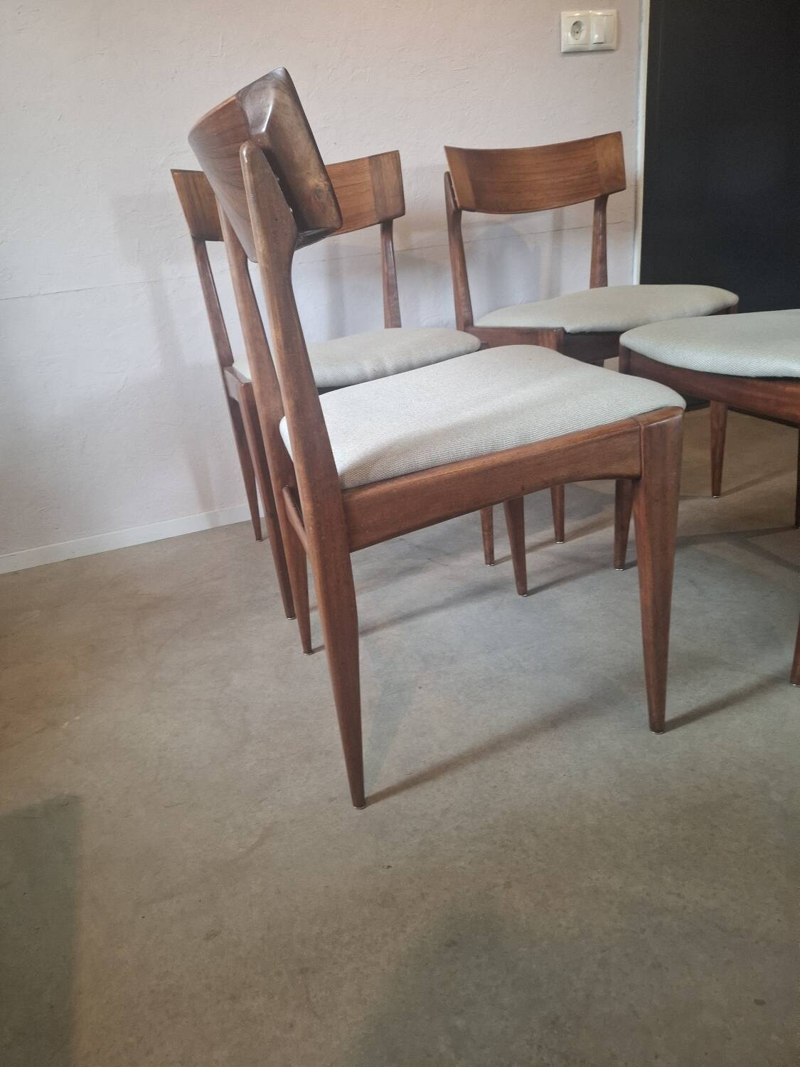 4 chaises awa louis van teeffelen