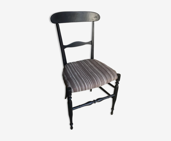 Chaise style shaker
