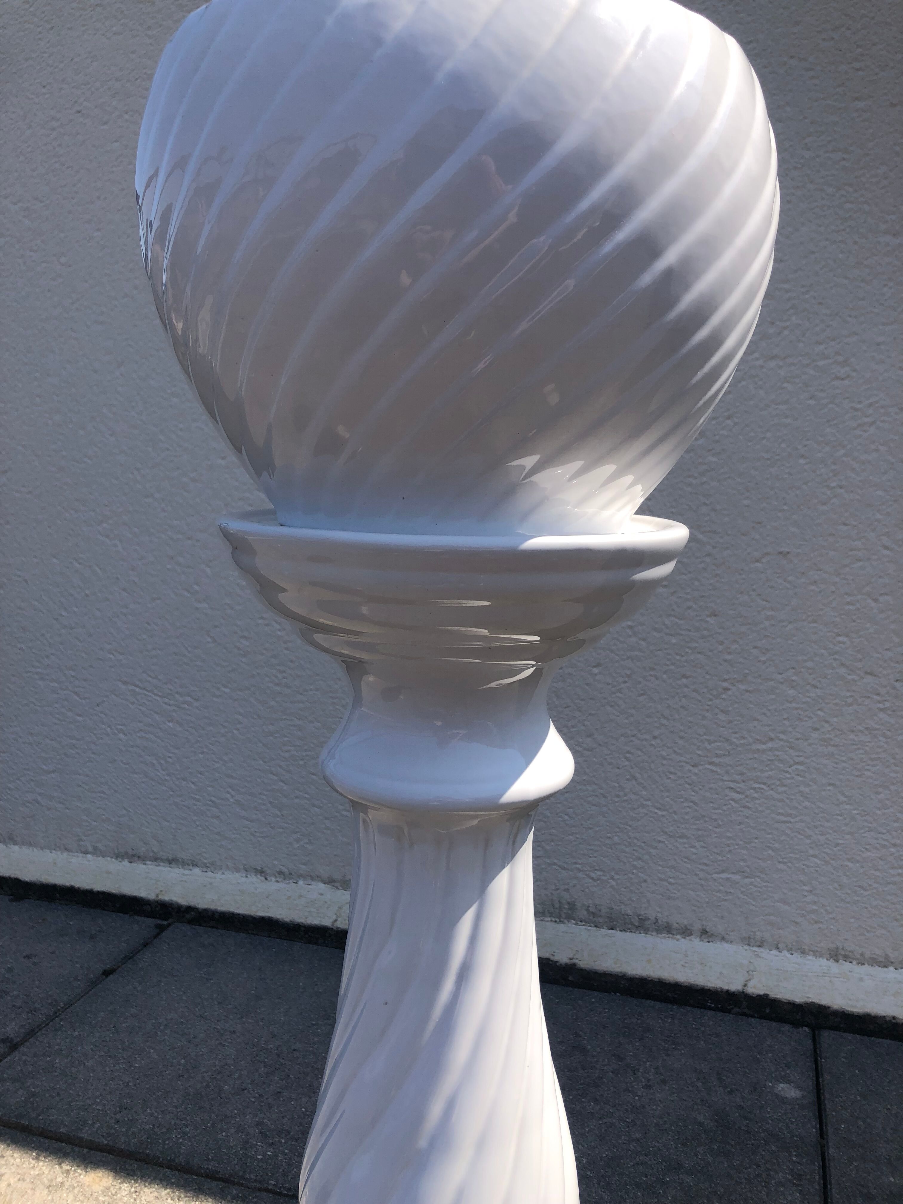 Column and white earthenware pot cover