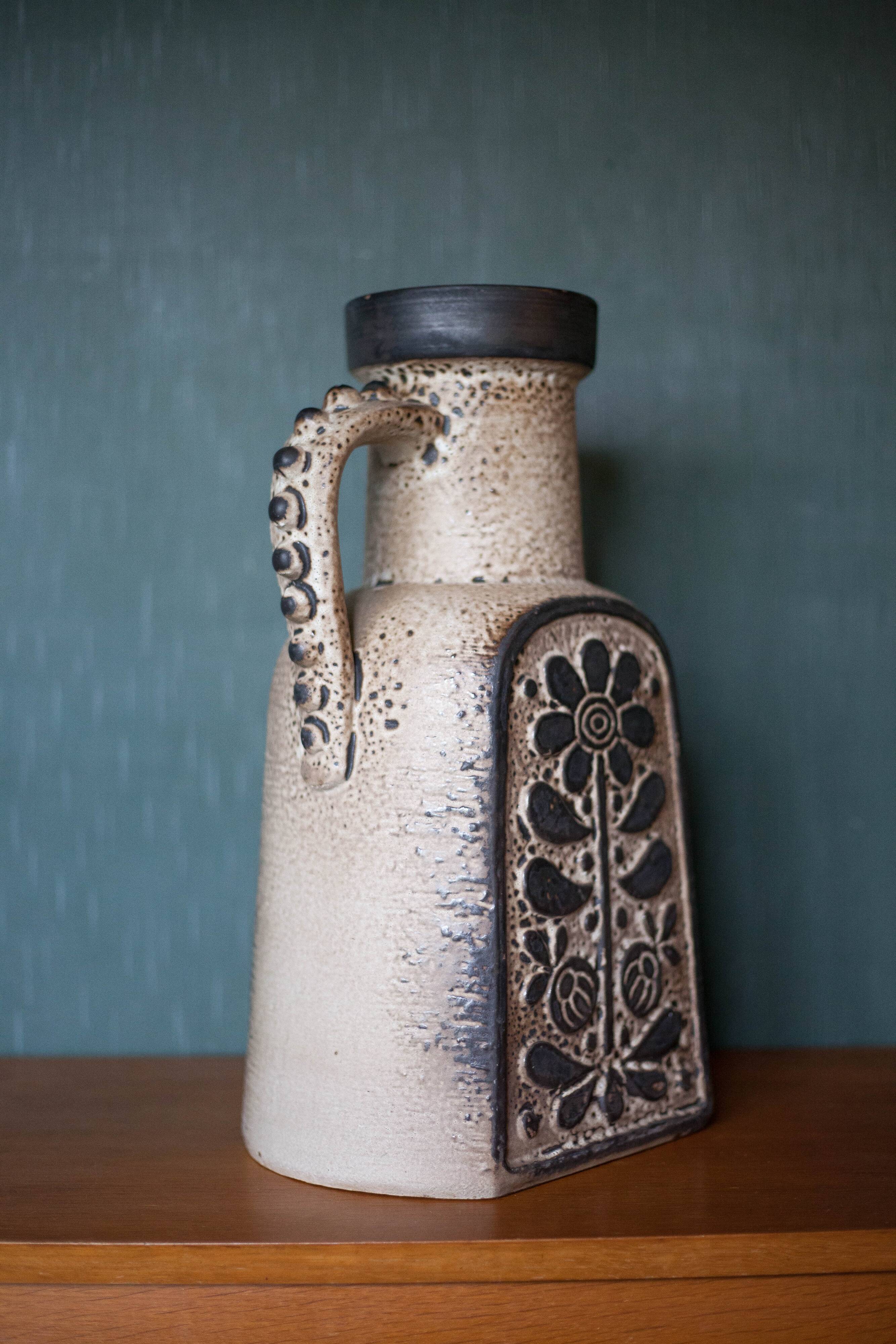 Ceramic vase Germany ,Carstens Tönnieshof Luxus Series Designed by Dieter Peter 70's