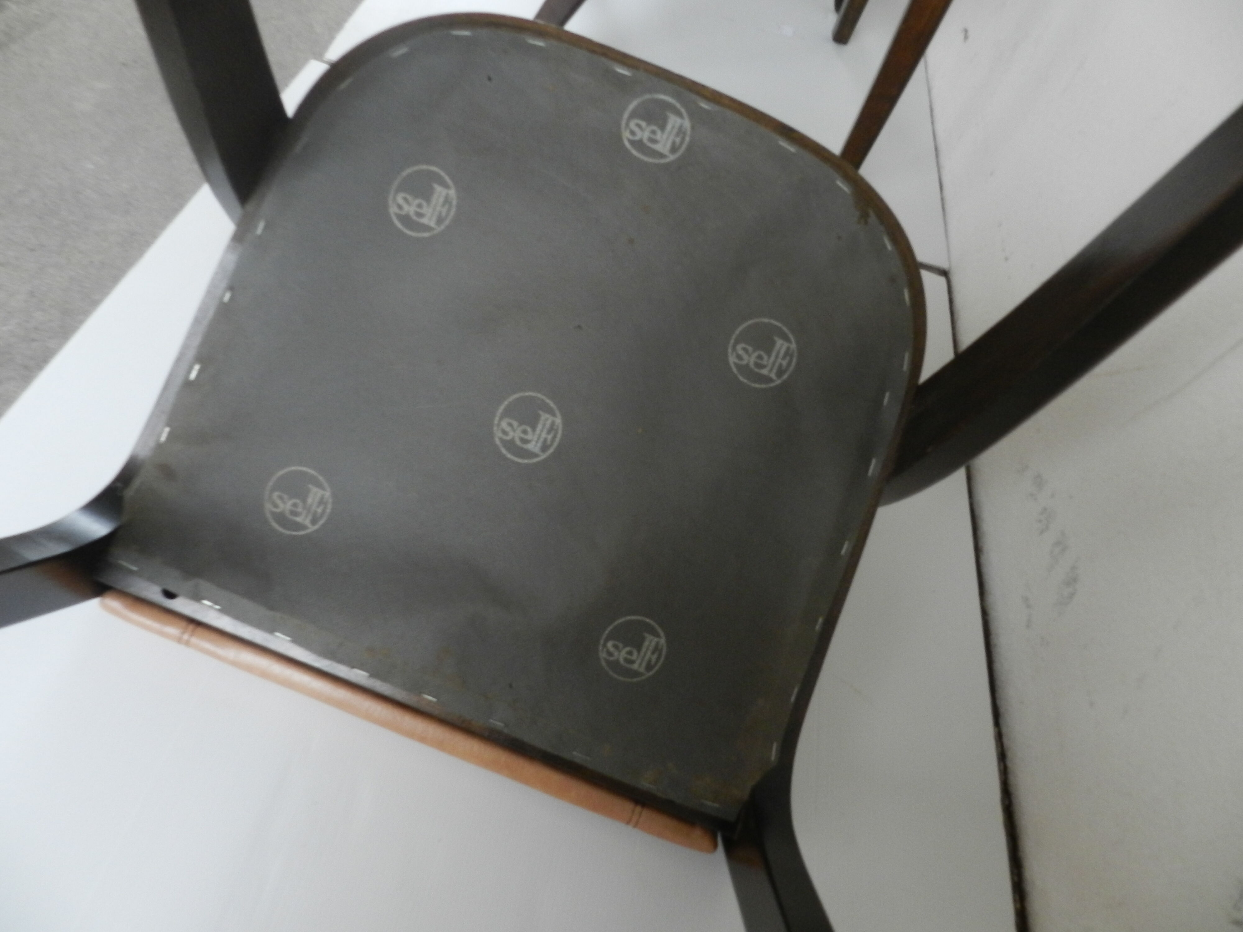 Lot de 6 chaises Self
