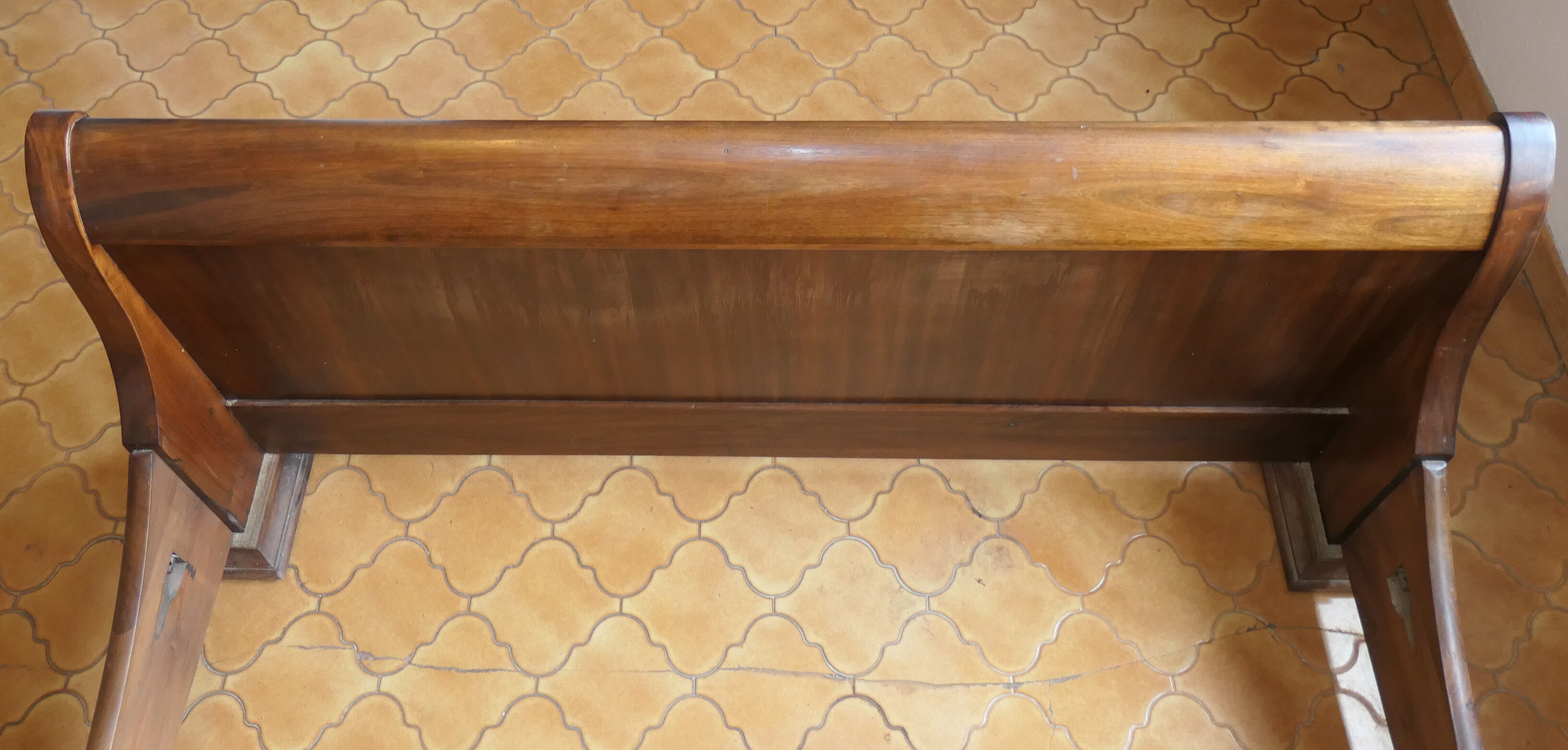 Bed 140 x 190 solid wood