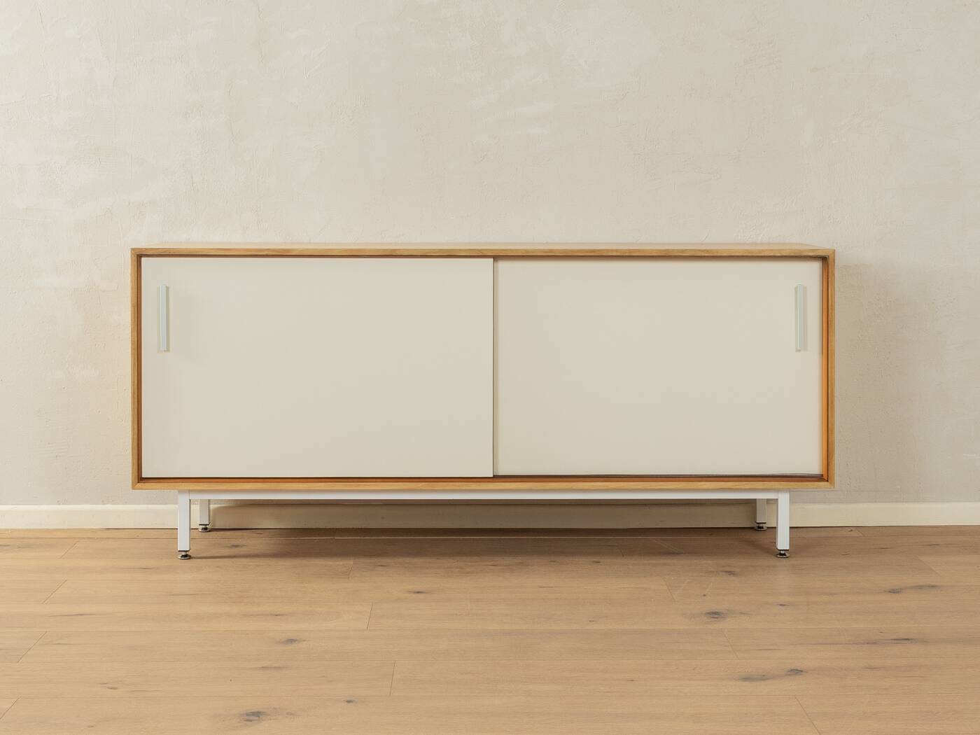 Buffet des années 60, Lothar Wegner