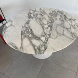 Table Saarinen