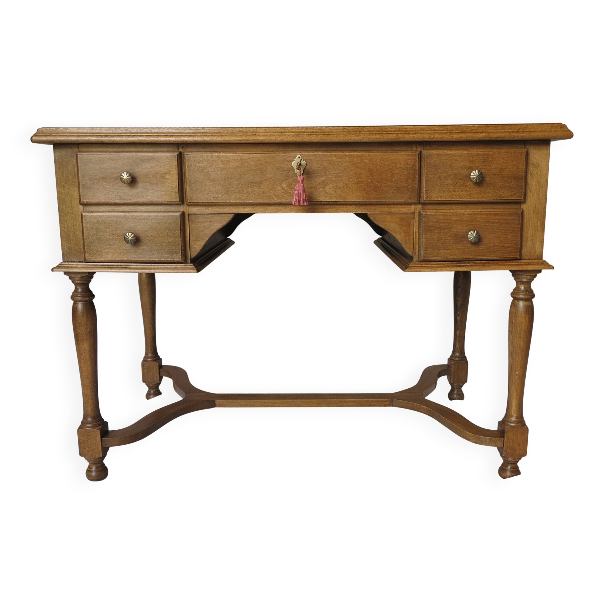 bureau classique dessus cuir