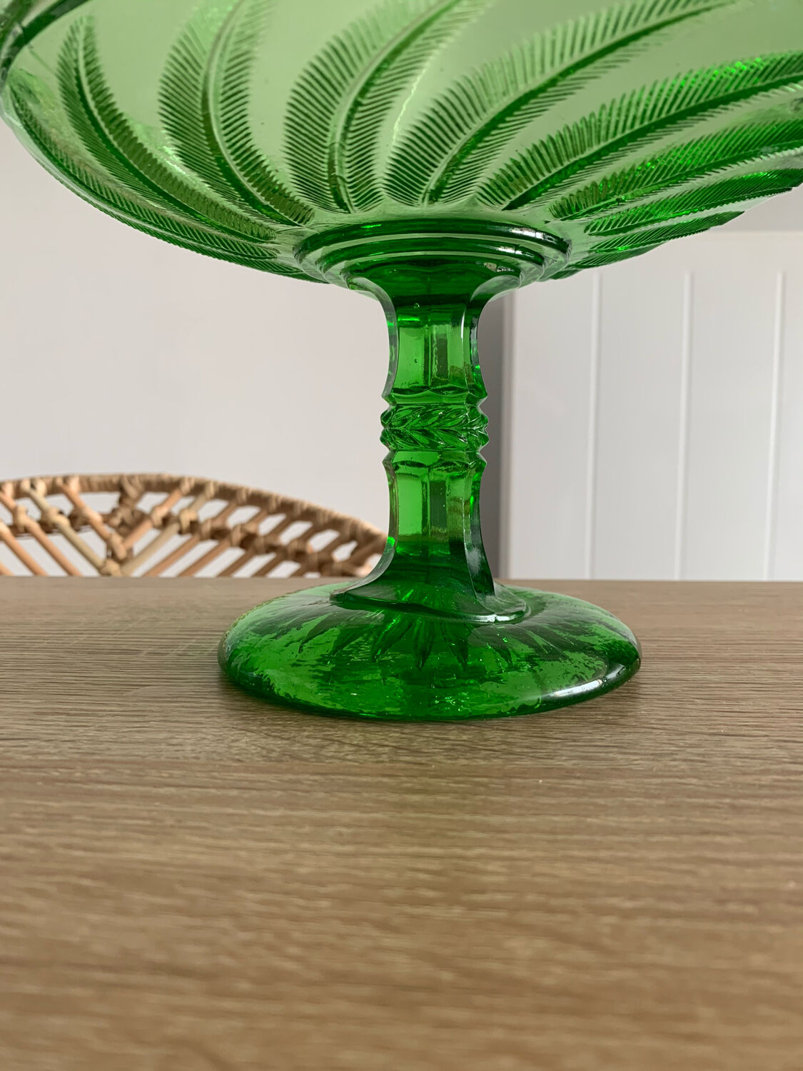 Standing fruit cutters green color