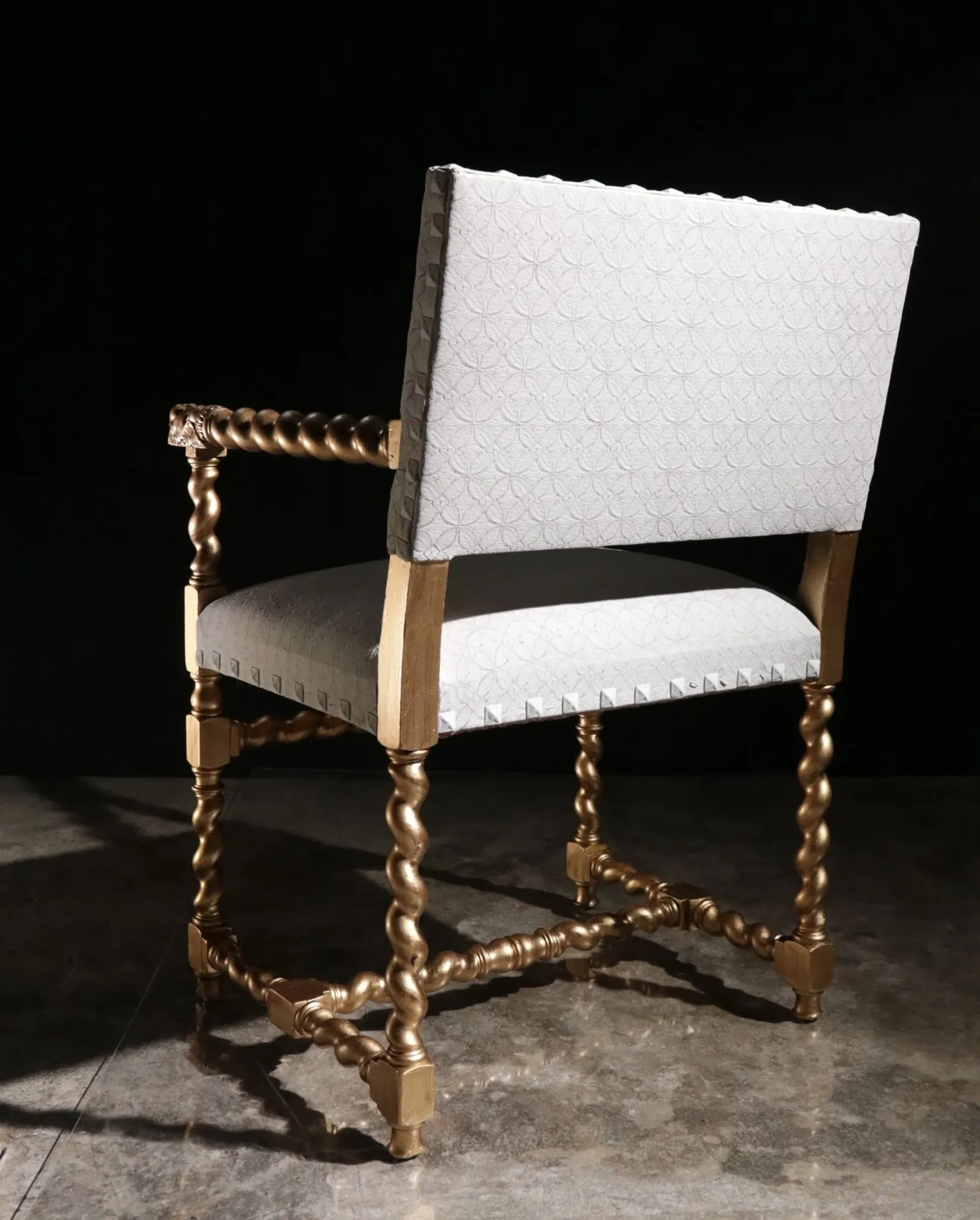 Gold and grey château armchair