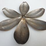 Set of 6 petals brass display