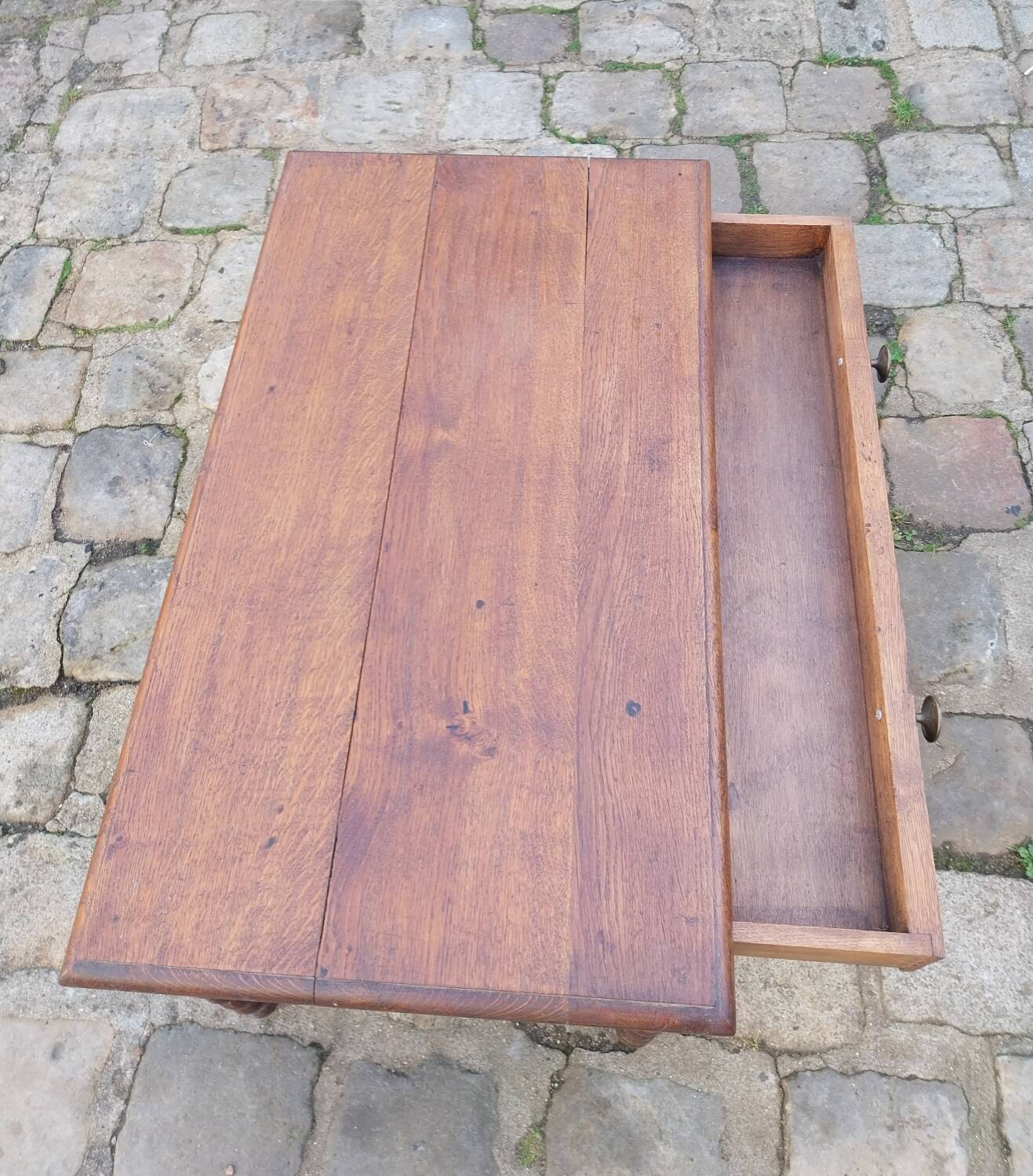 Table basse en chêne