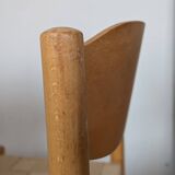 Set of 6 stackable chairs in beech and jute.