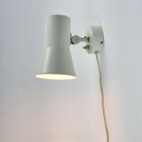 Pair of Scandinavian Mid Century Wall Lights Model V-239 from Hans-Agne Jakobsson Ab Markaryd, 1960s