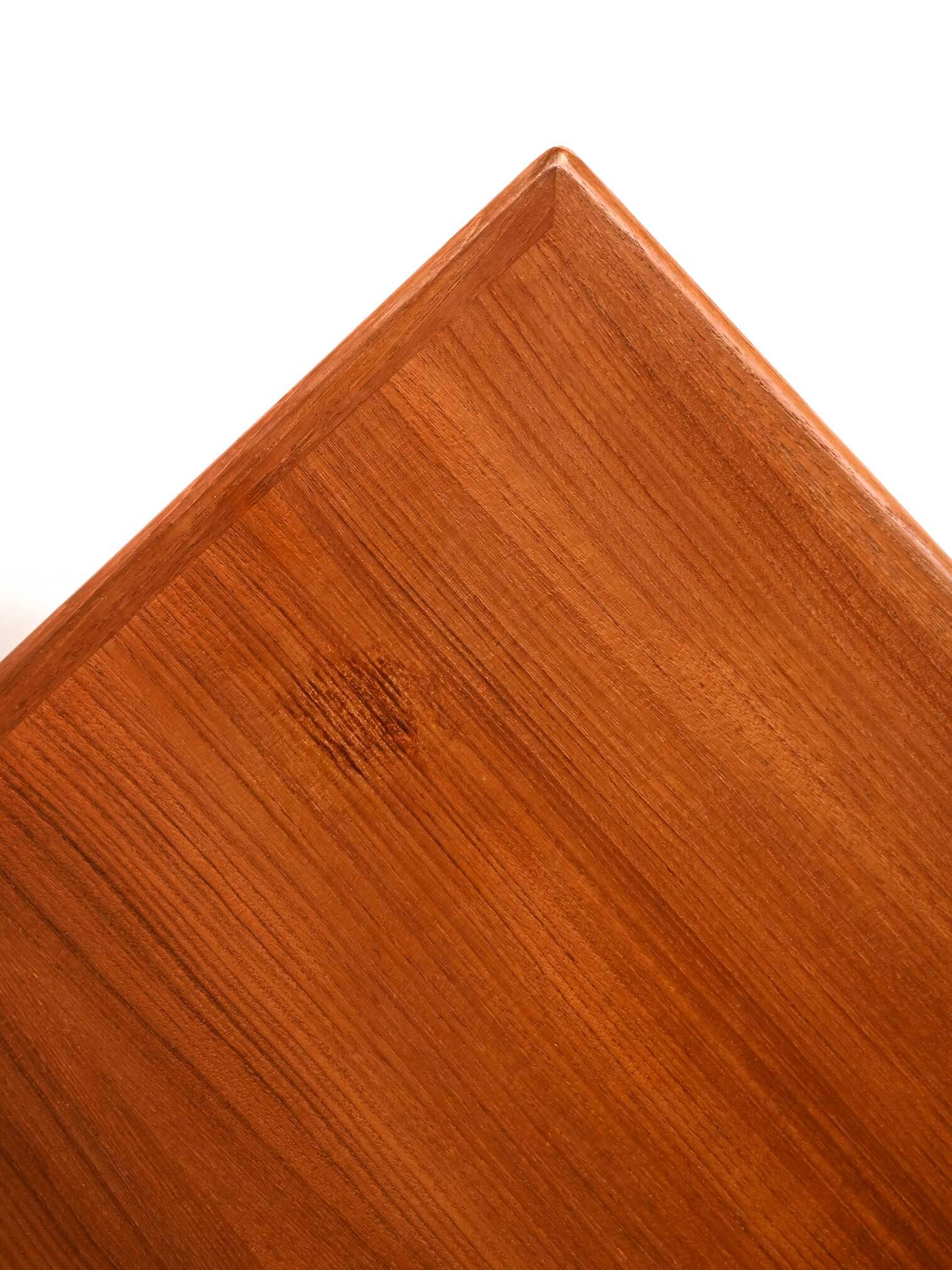 Teak extendable dining table, 1960s