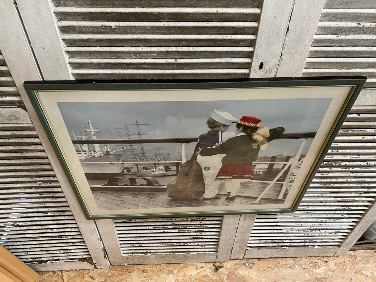 Old Color Print Sailor Children On The Naval Port + Green Wood Frame #B540