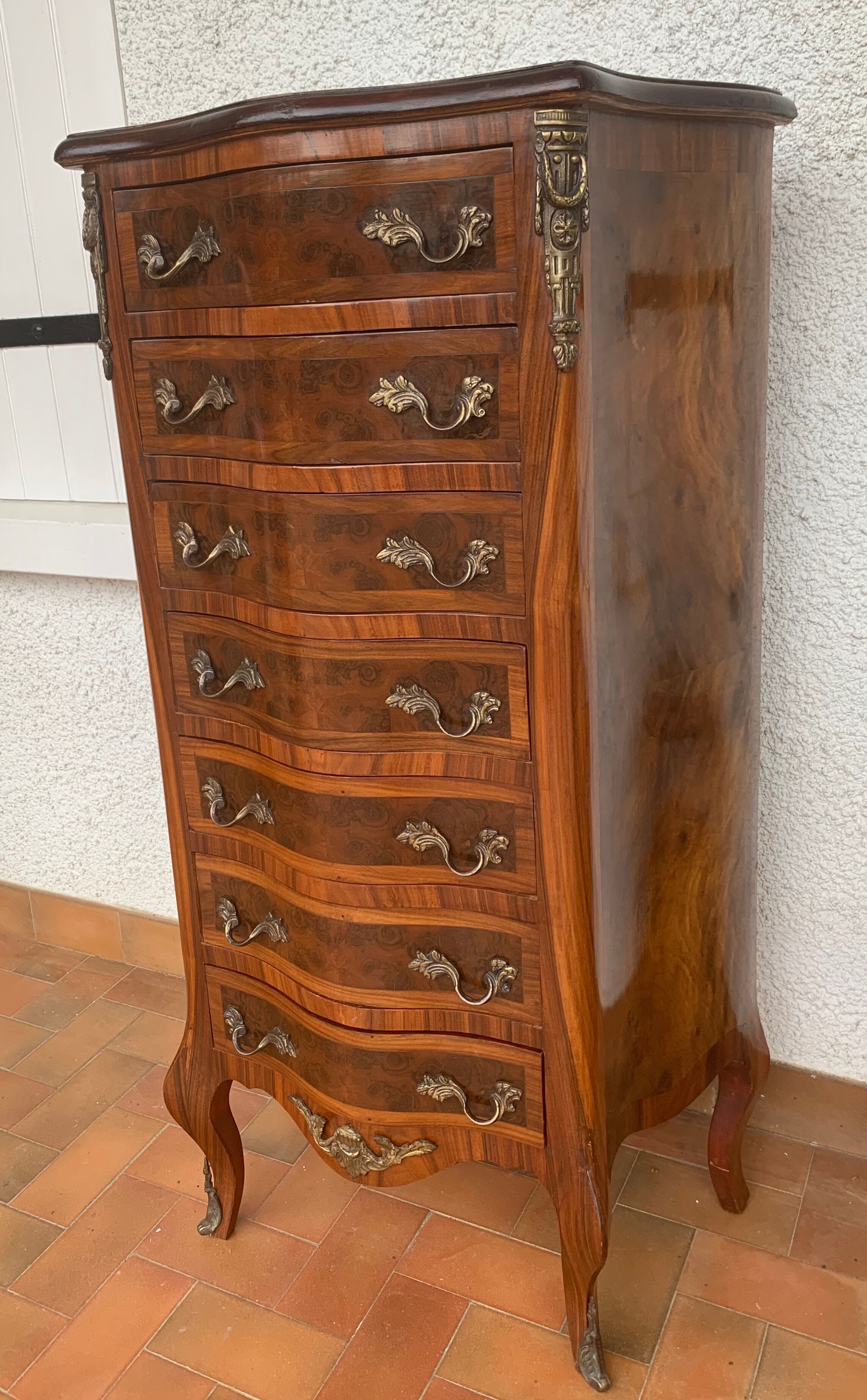 Semainier en bois galbé marqueterie