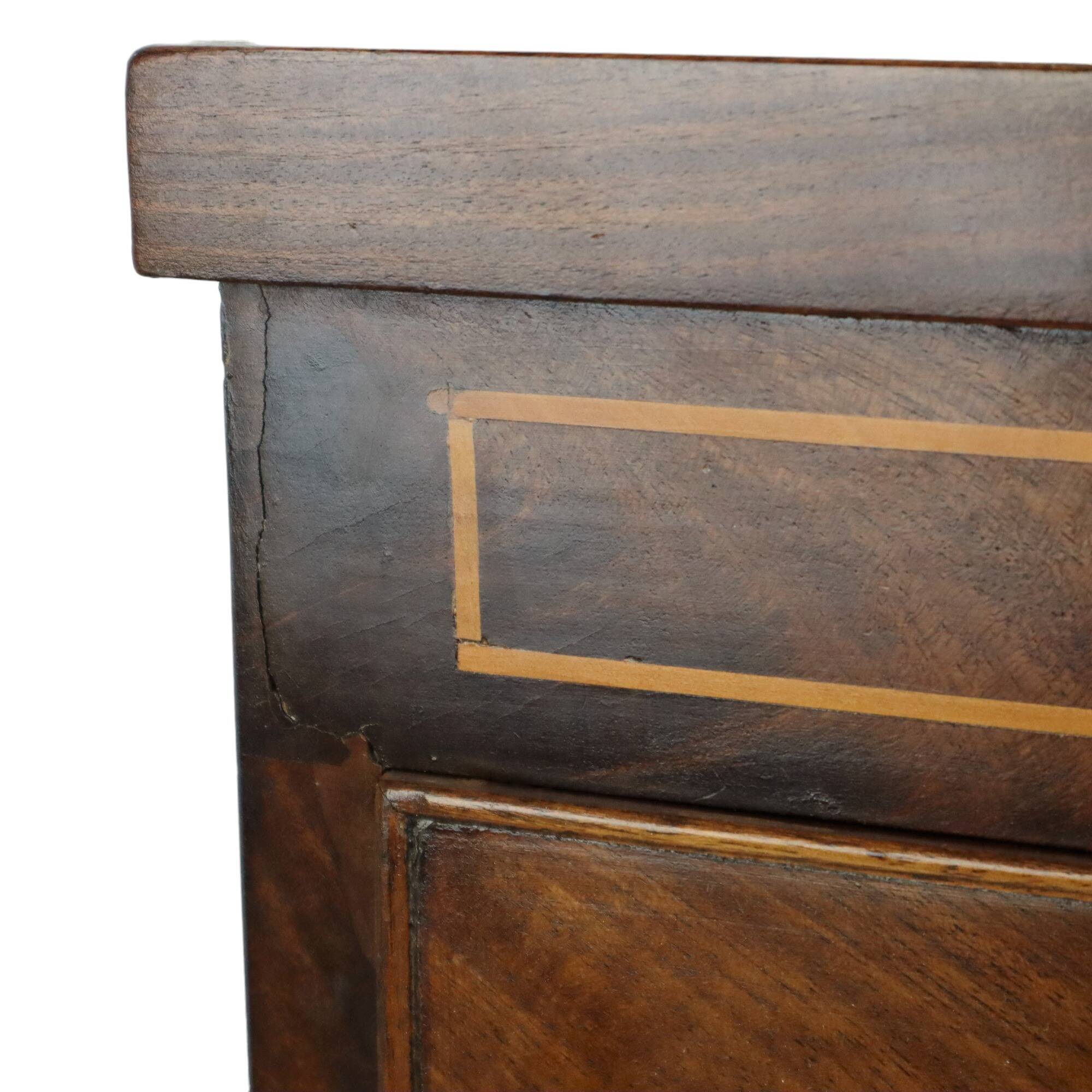 Grande commode antique anglaise bow front 1860 placage d'acajou 106cm