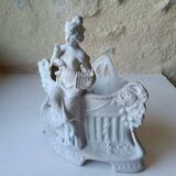 Flower girl/Vase Lady with a bird