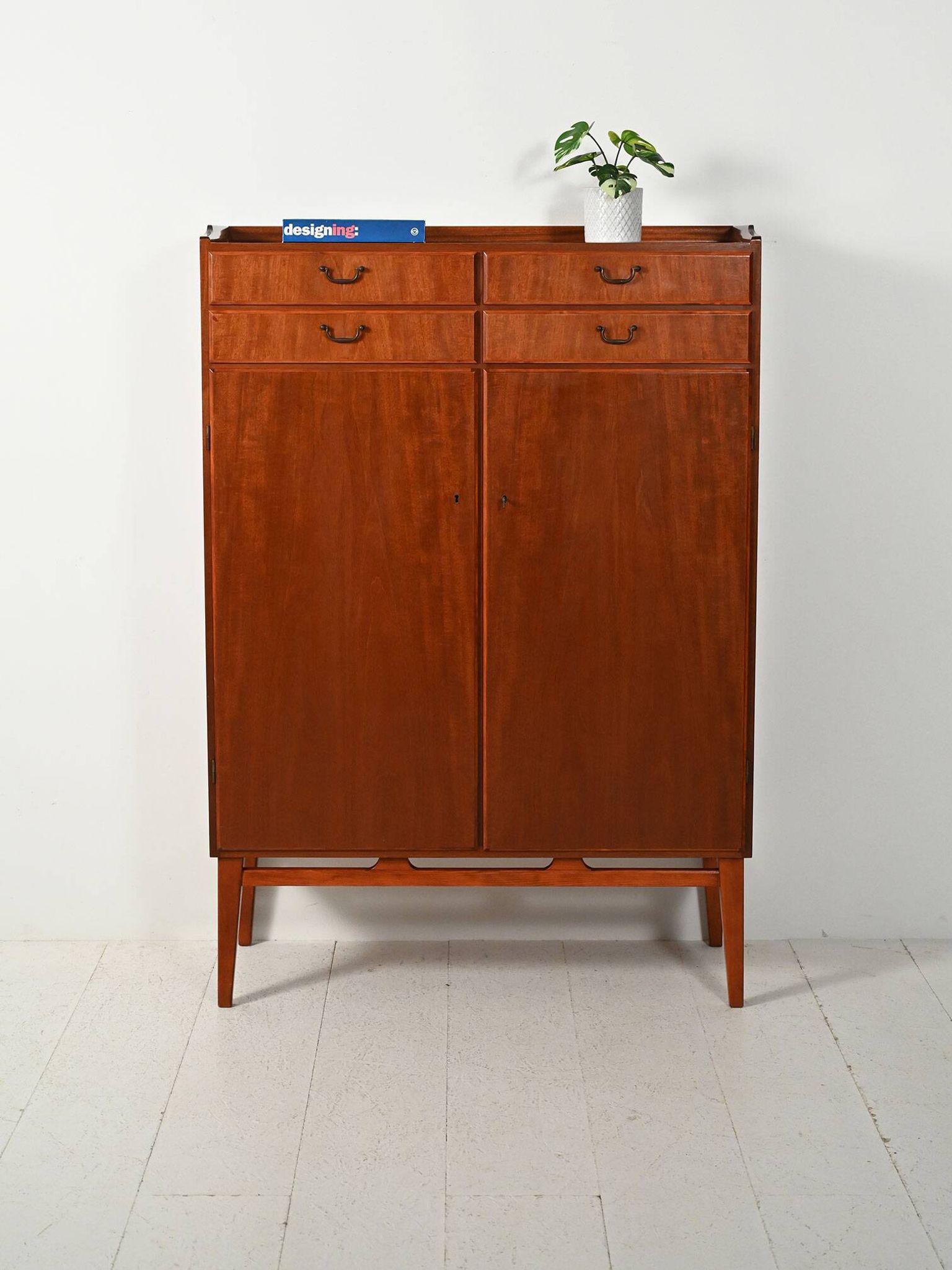 Cabinet en acajou scandinave des années 1950