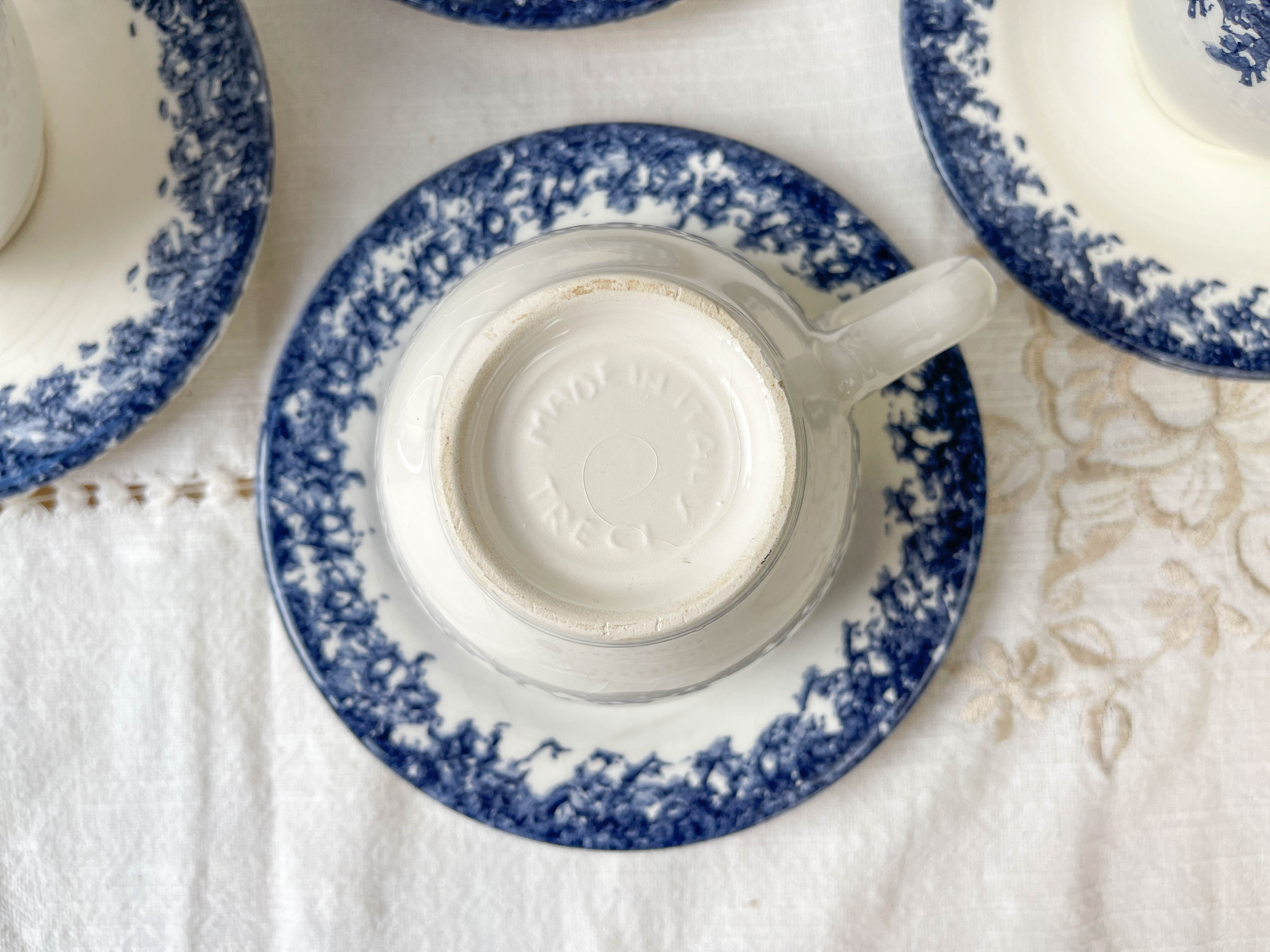 Set of 4 Italian porcelain coffee cups