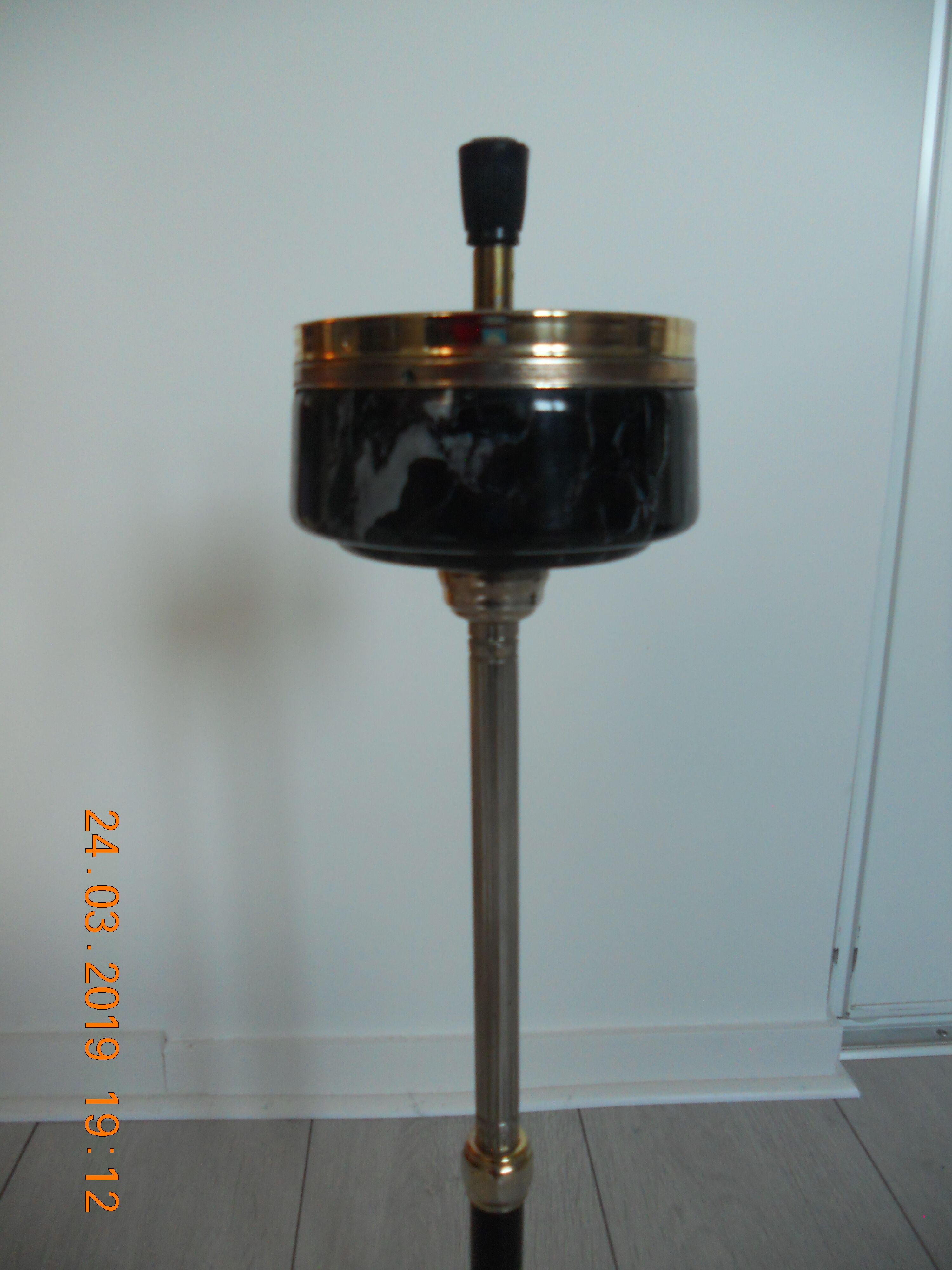 Ashtray on foot 50s vintage