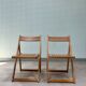 Paire de chaises pliantes en bois 70s
