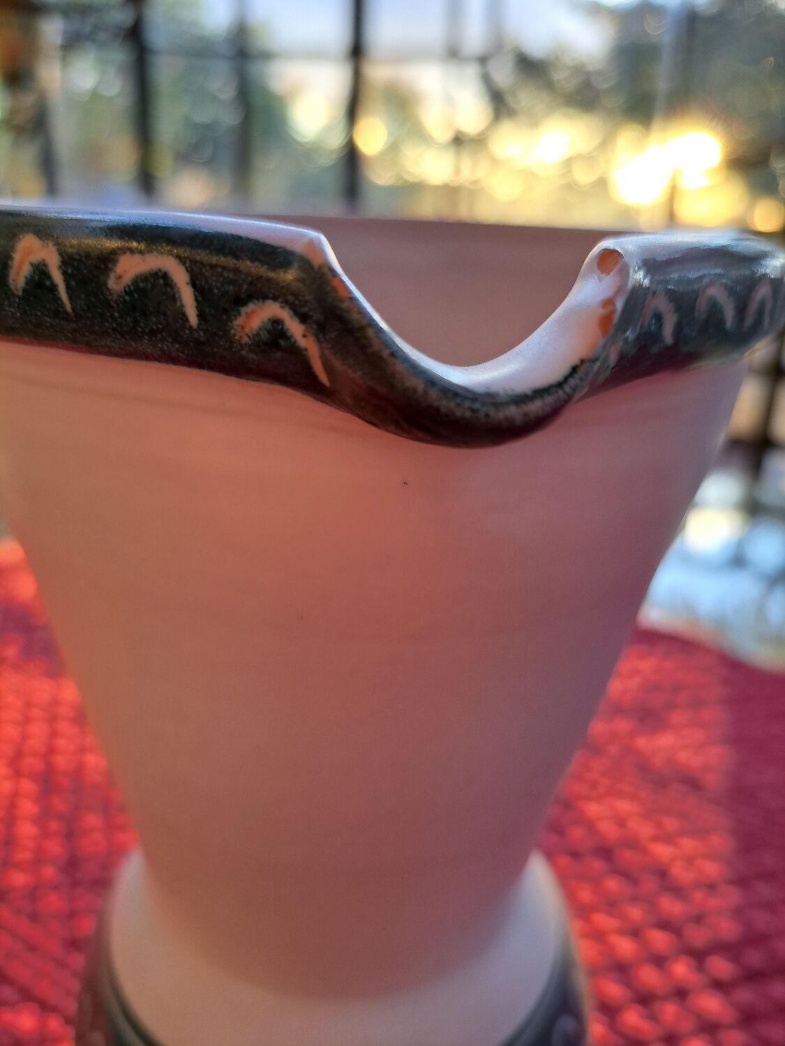 Pitcher Yvon Roy Durtal Vallauris