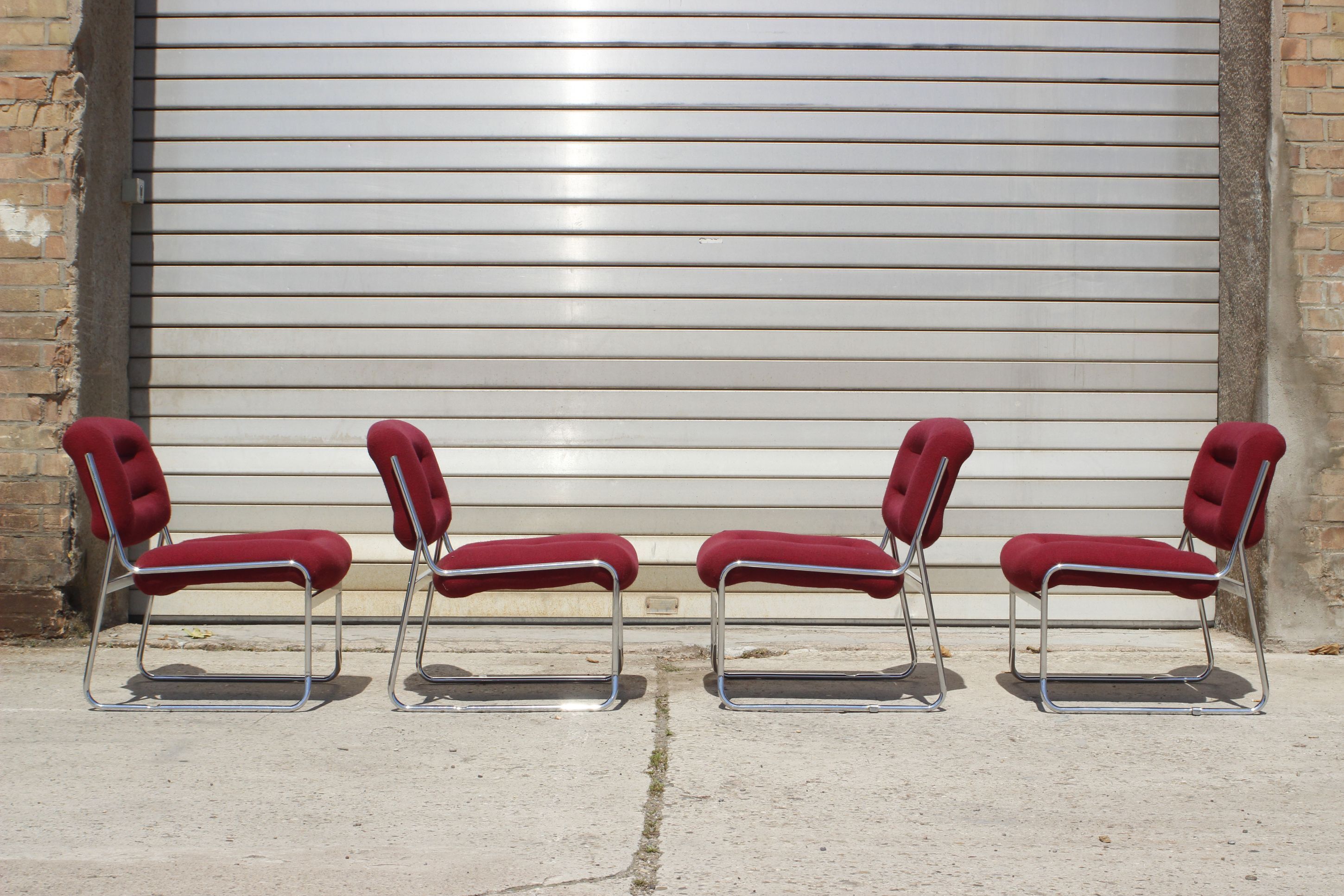 Space Age Chairs in Chrome and Velvet, 1970s, Set of 4