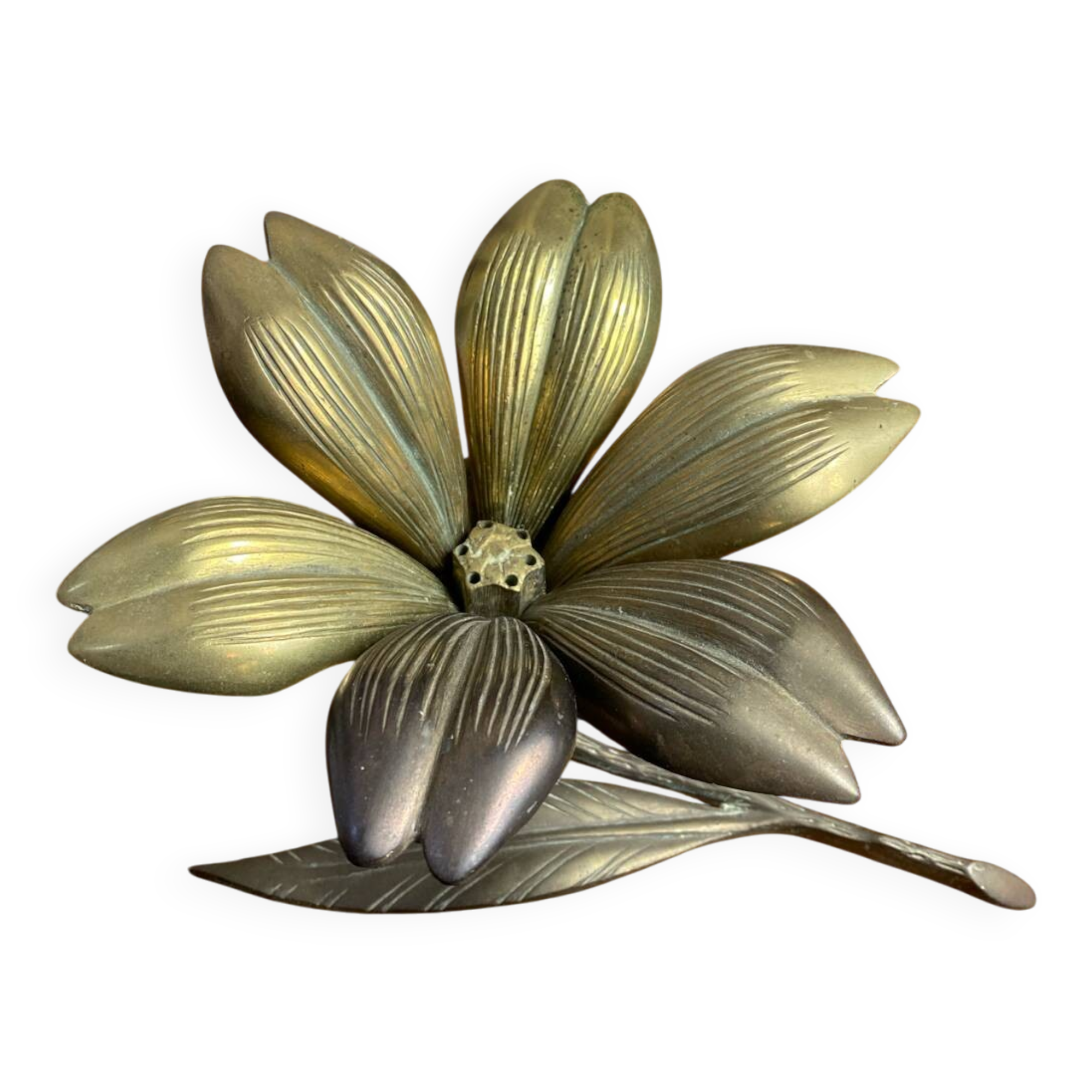 Cendrier fleur en bronze 