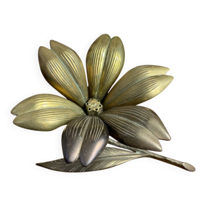 Cendrier fleur en bronze