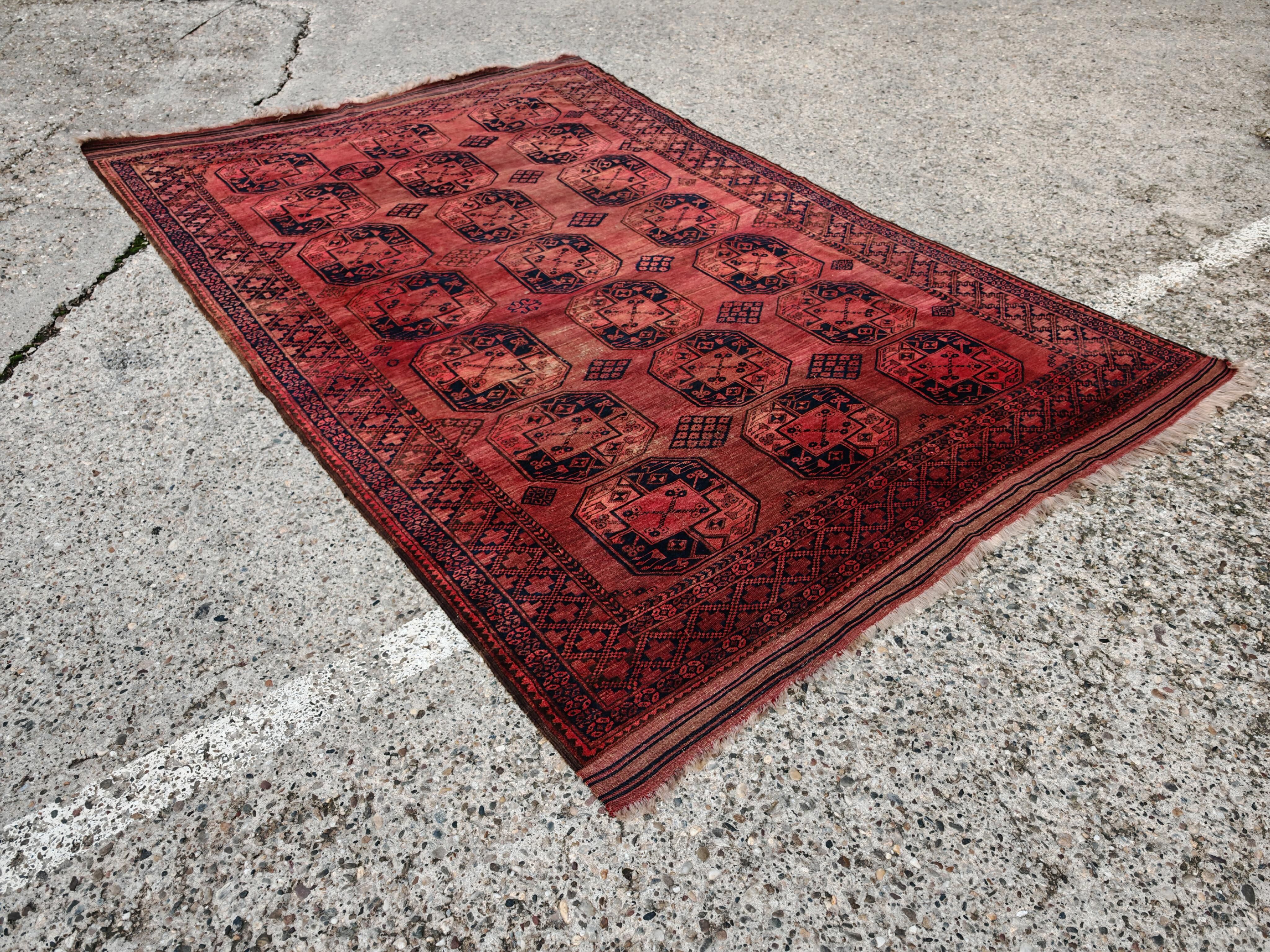 Antique Turkmen Ersari hand-knotted wool carpet 1920s