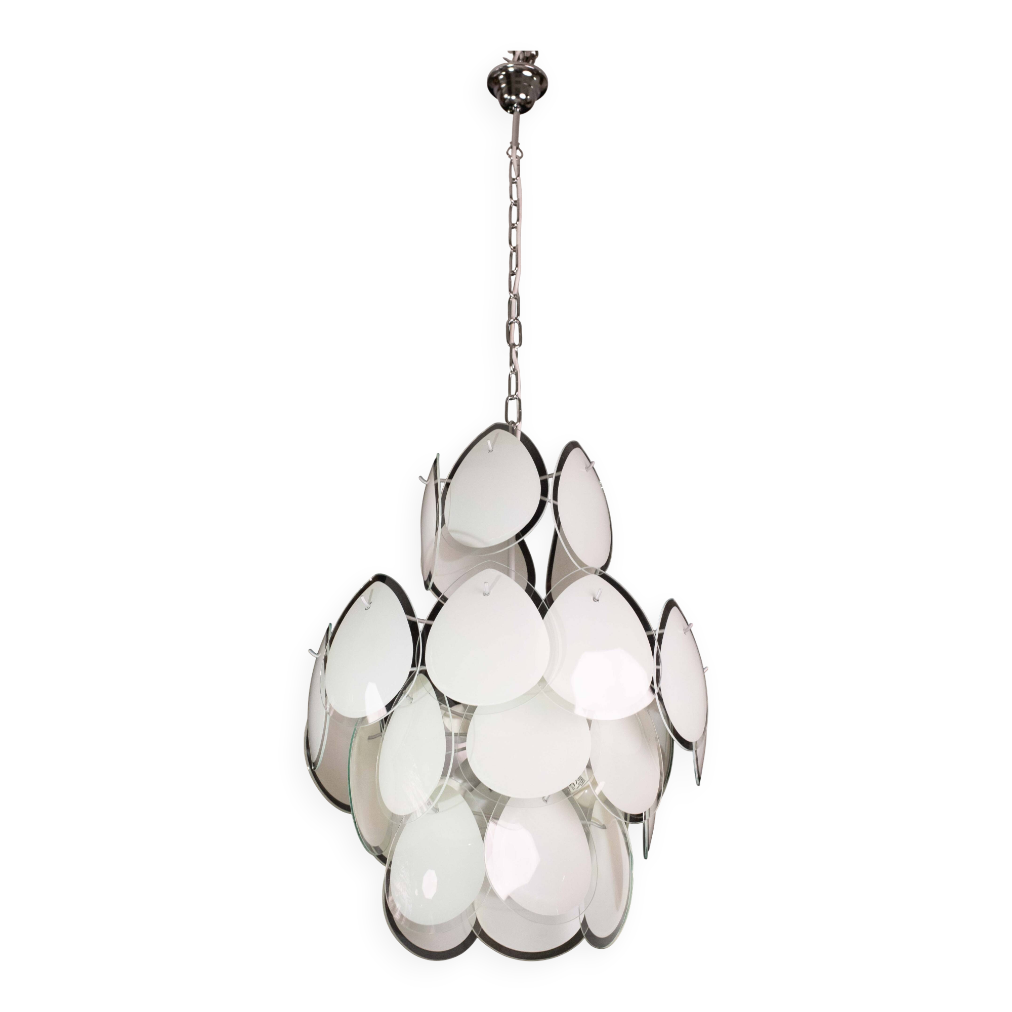 Vistosi White Murano Glass teardrop-shaped discs Chandelier, Italy, 1970s
