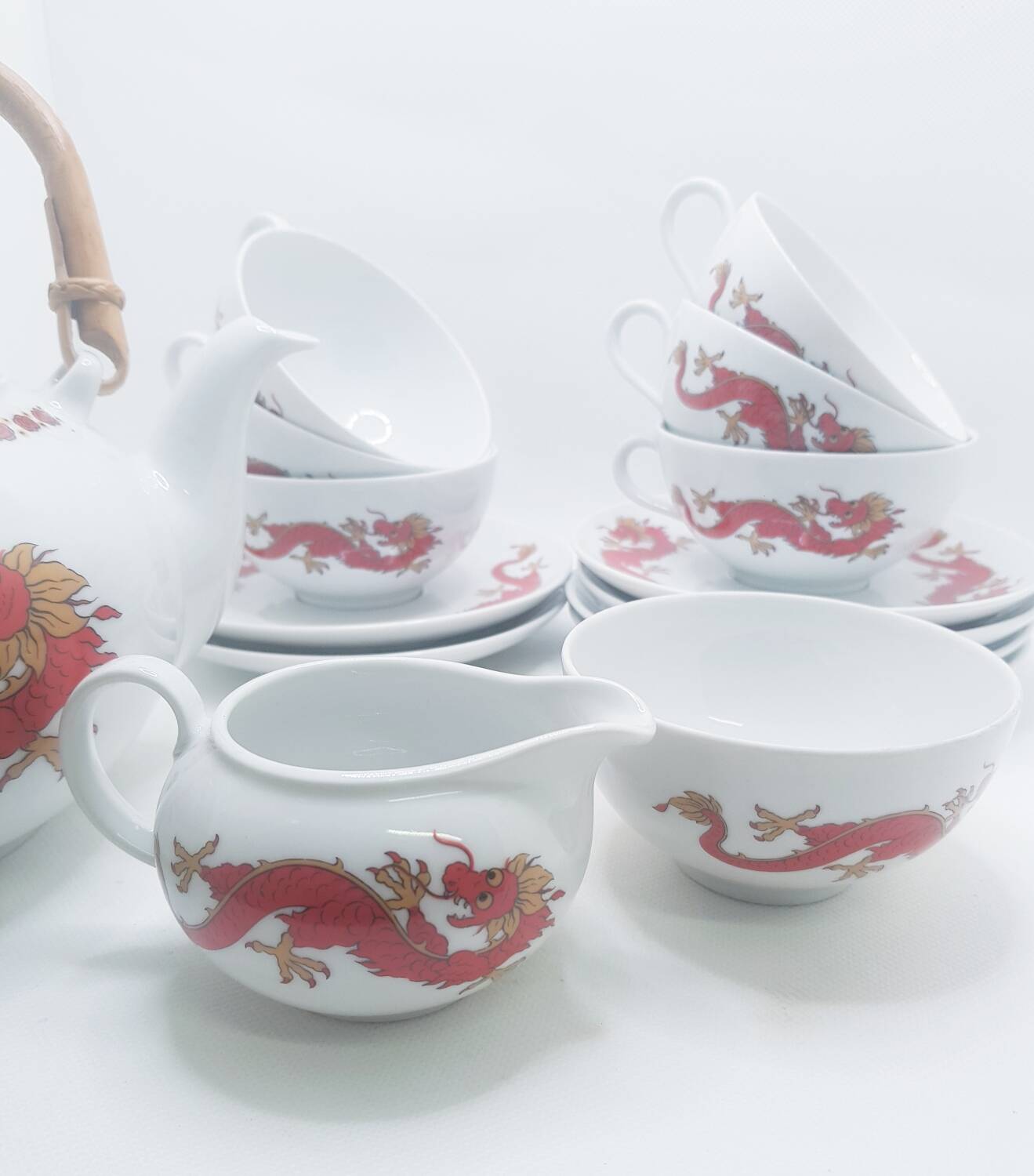 Théière dragon en porcelaine bavaroise